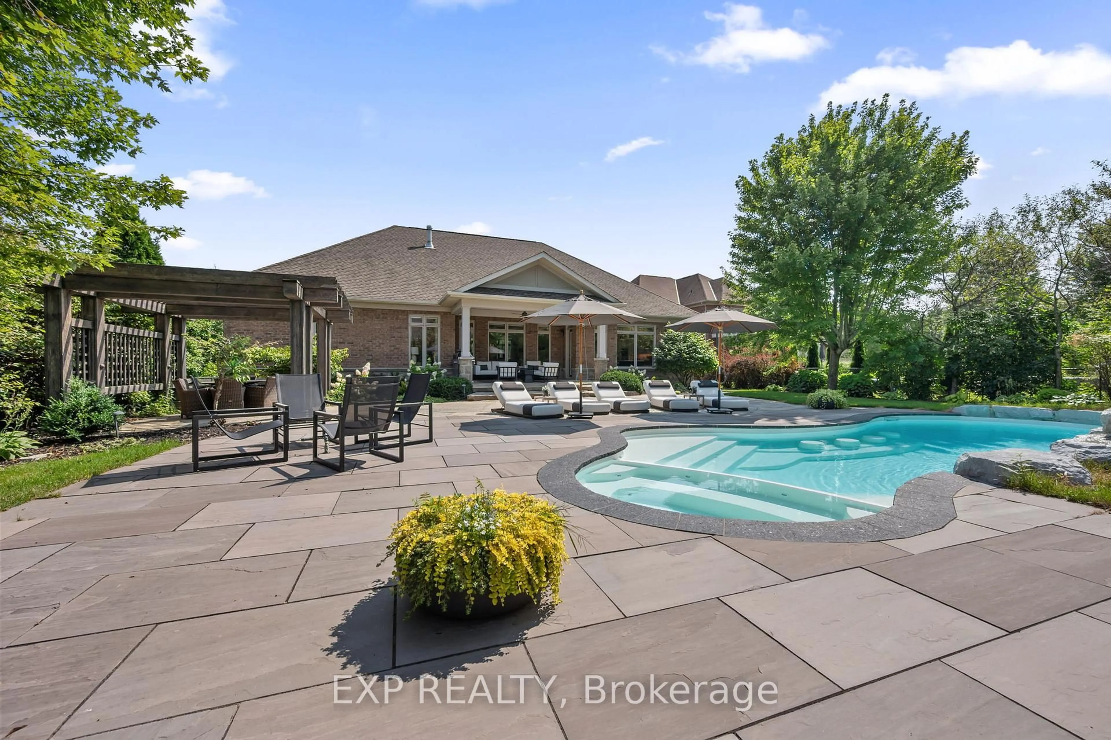 Unknown for 53 Country Club Cres, Uxbridge Ontario L9P 0B8