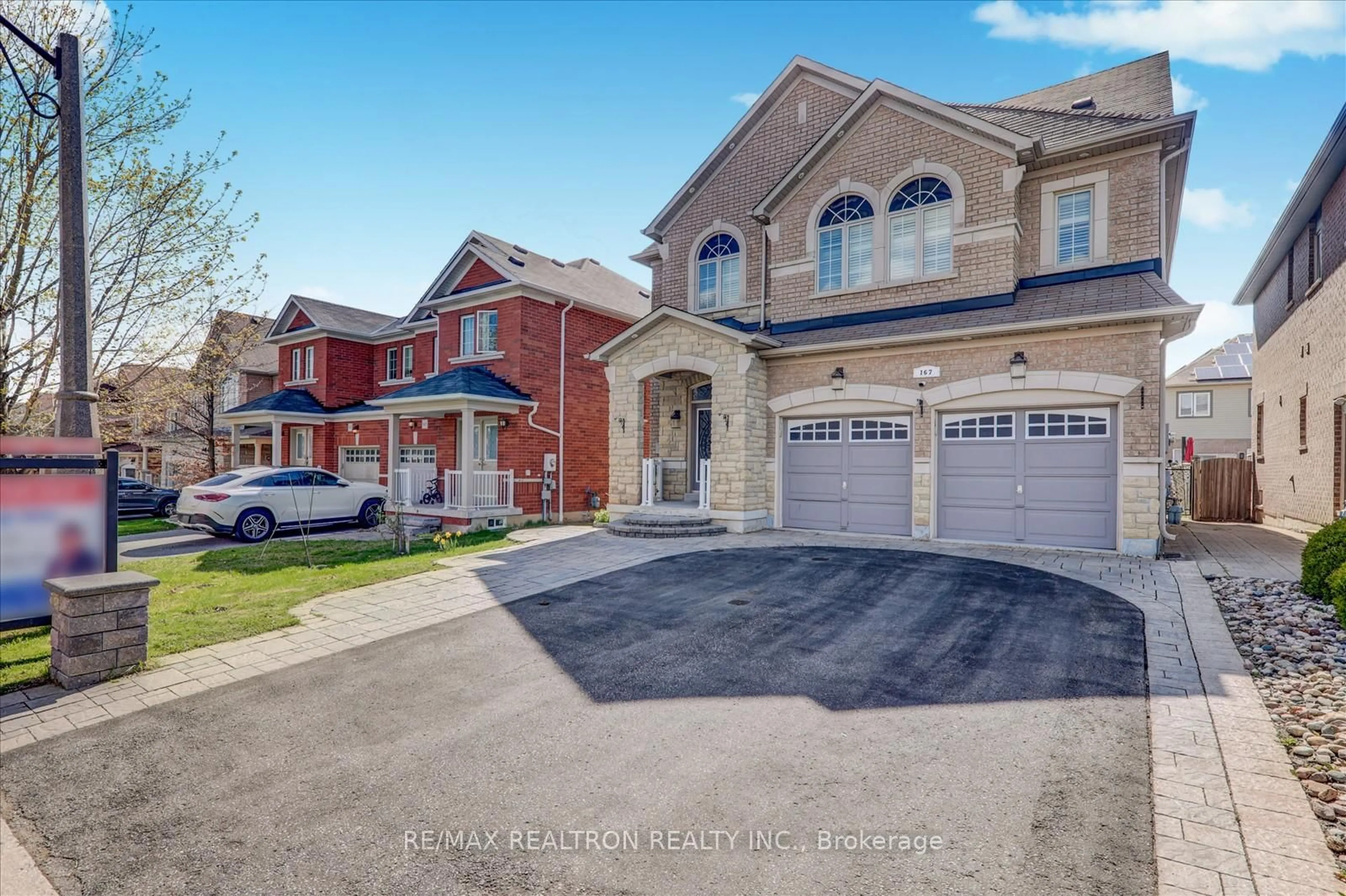 Home with brick exterior material, street for 167 Jonas Mill Way, Whitchurch-Stouffville Ontario L4A 0M9