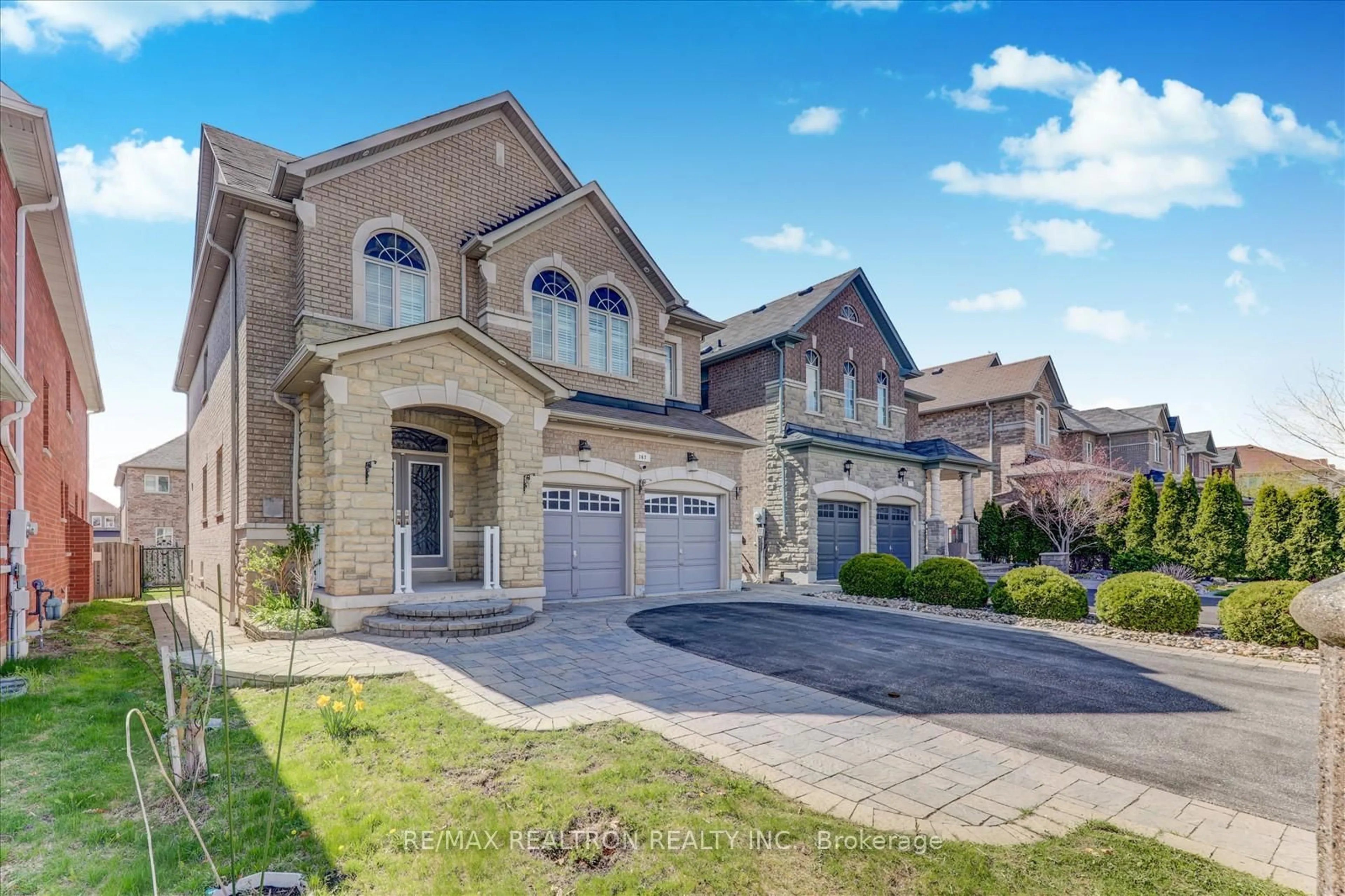 Home with brick exterior material, street for 167 Jonas Mill Way, Whitchurch-Stouffville Ontario L4A 0M9