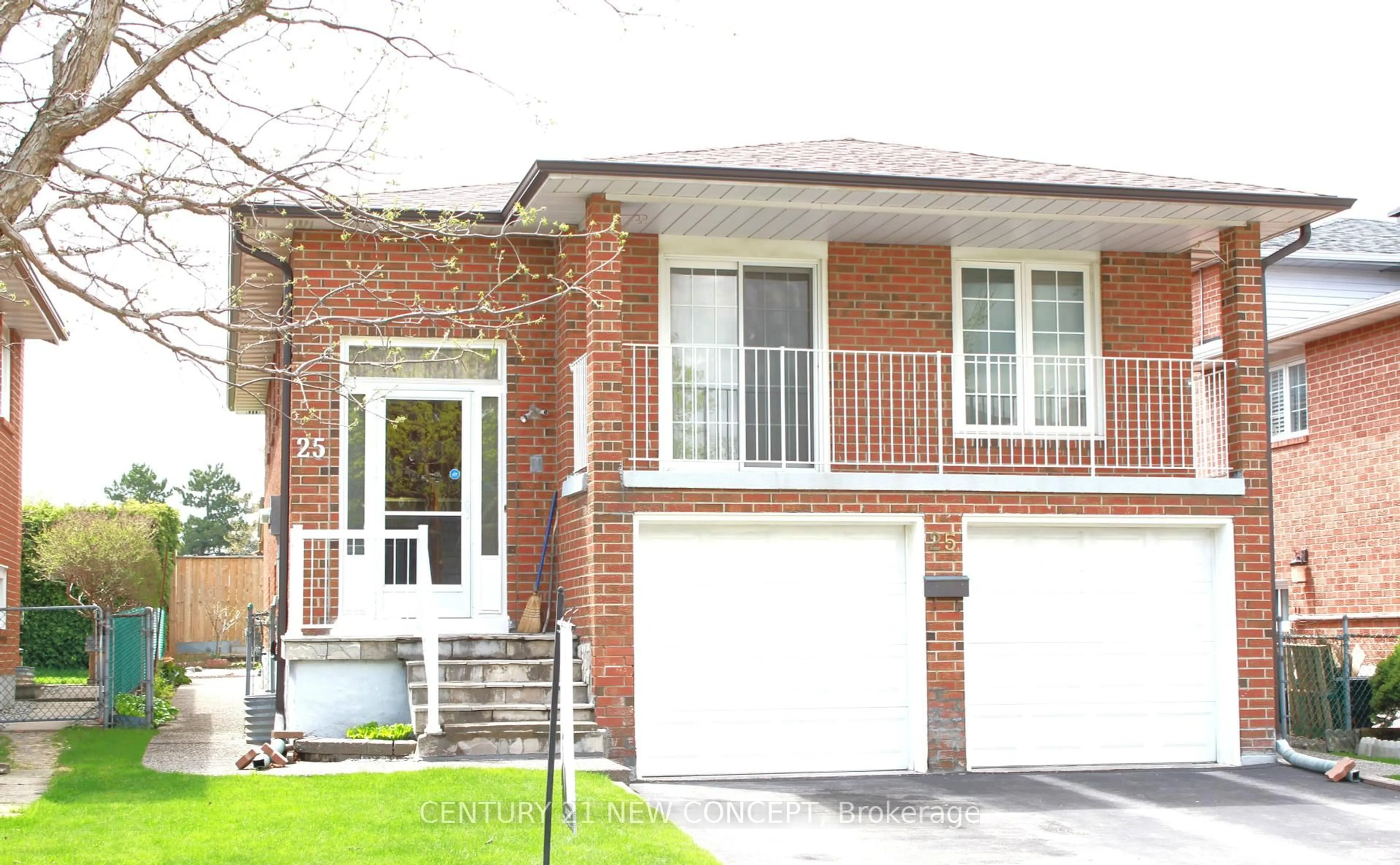 Home with brick exterior material, street for 25 Quaker Ridge Rd, Vaughan Ontario L4K 2E5