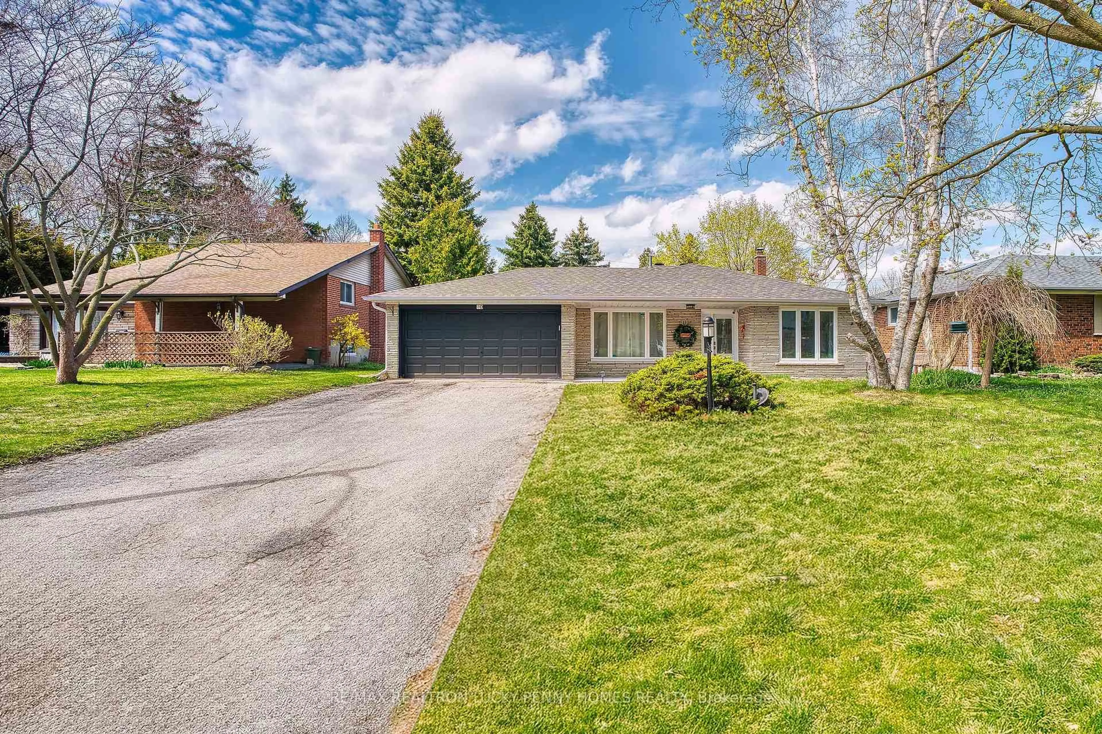 Home with brick exterior material, street for 10 Gladiator Rd, Markham Ontario L3P 1J2