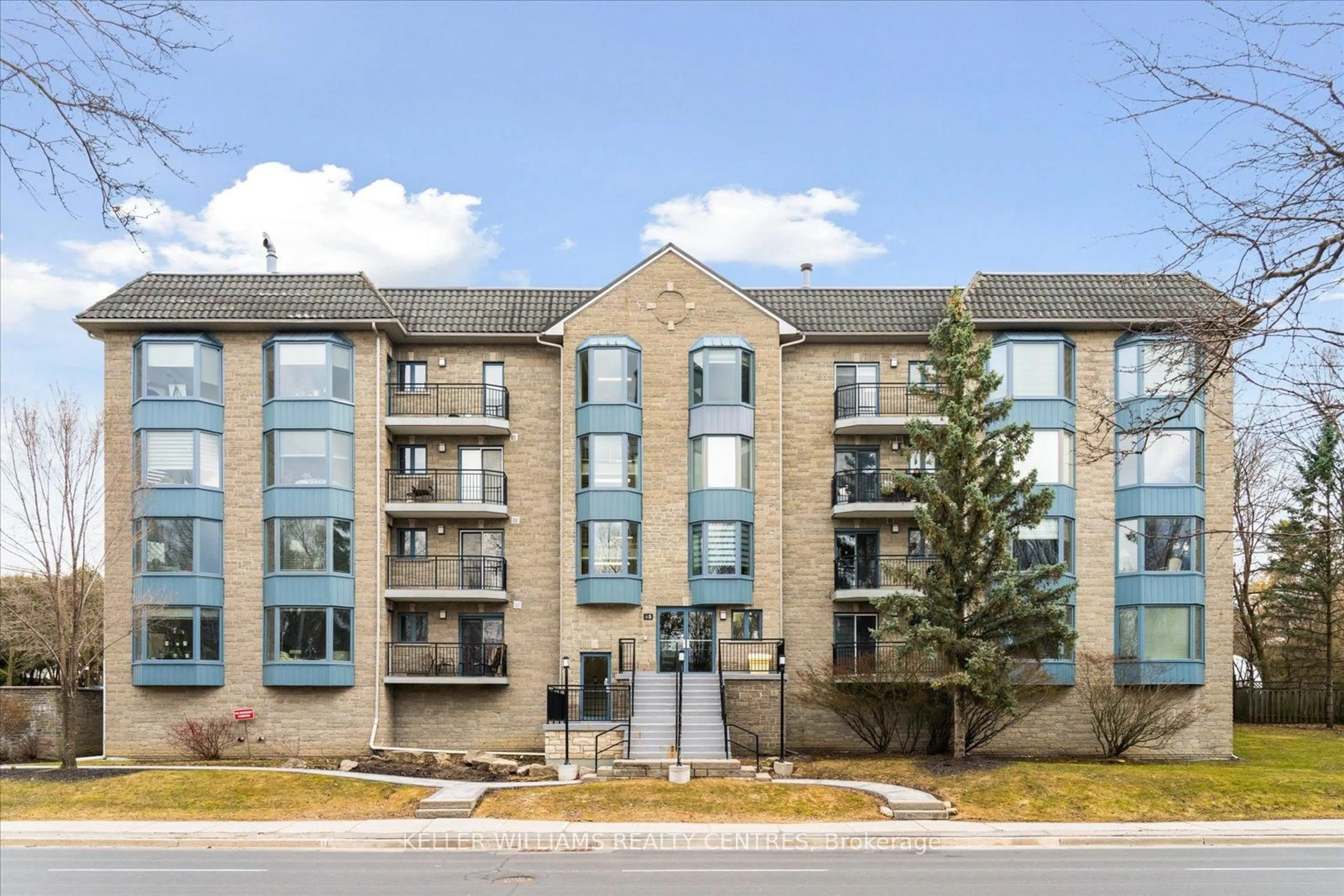 Unknown for 85 Wellington St #203, Aurora Ontario L4G 2P2