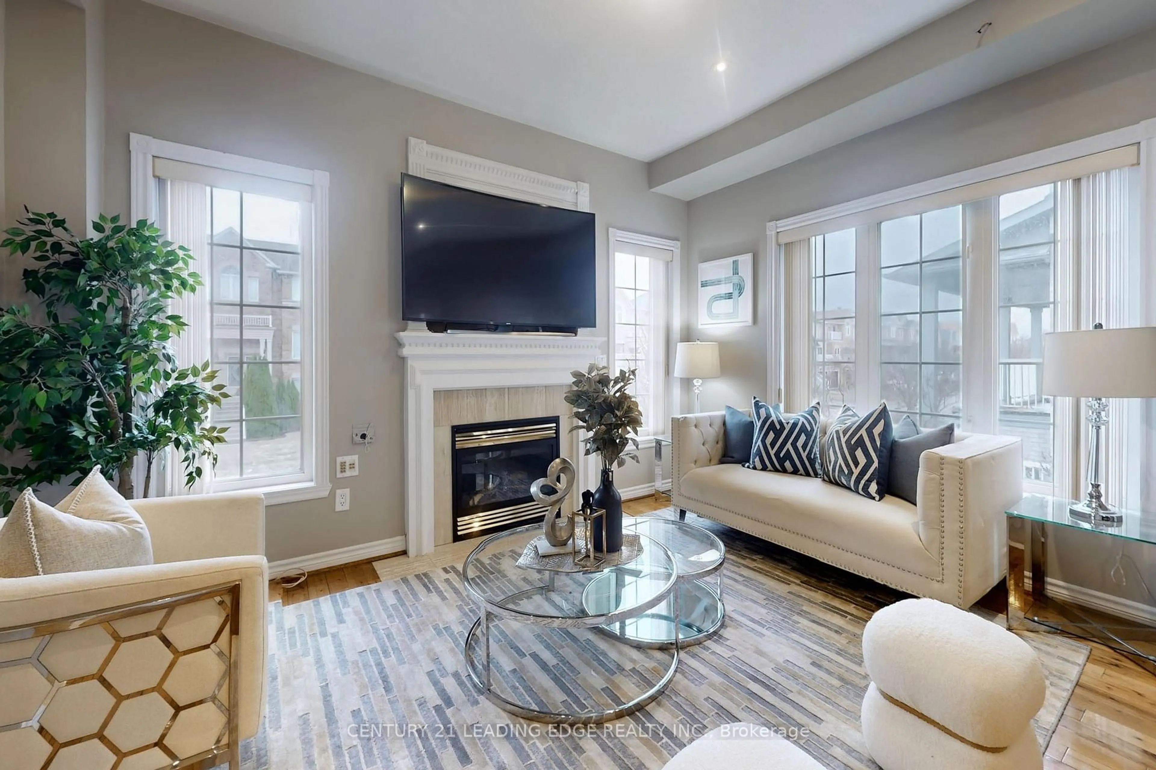 Living room with furniture, unknown for 14 La Maria Lane, Vaughan Ontario L6A 3X2