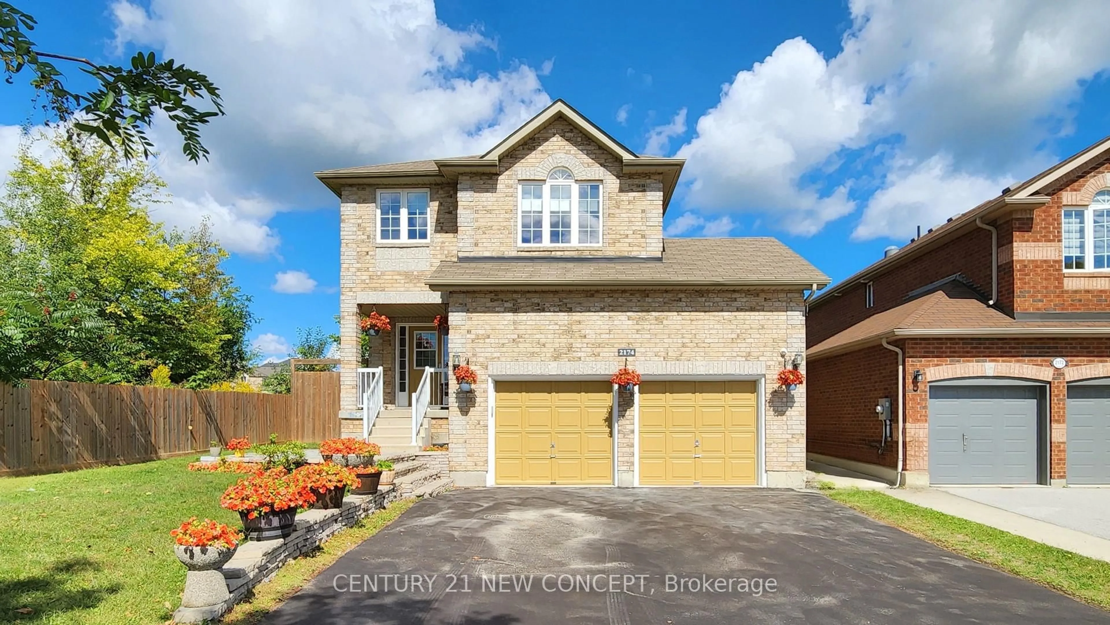 Home with brick exterior material, street for 2174 Taggart Cres, Innisfil Ontario L9S 0C4