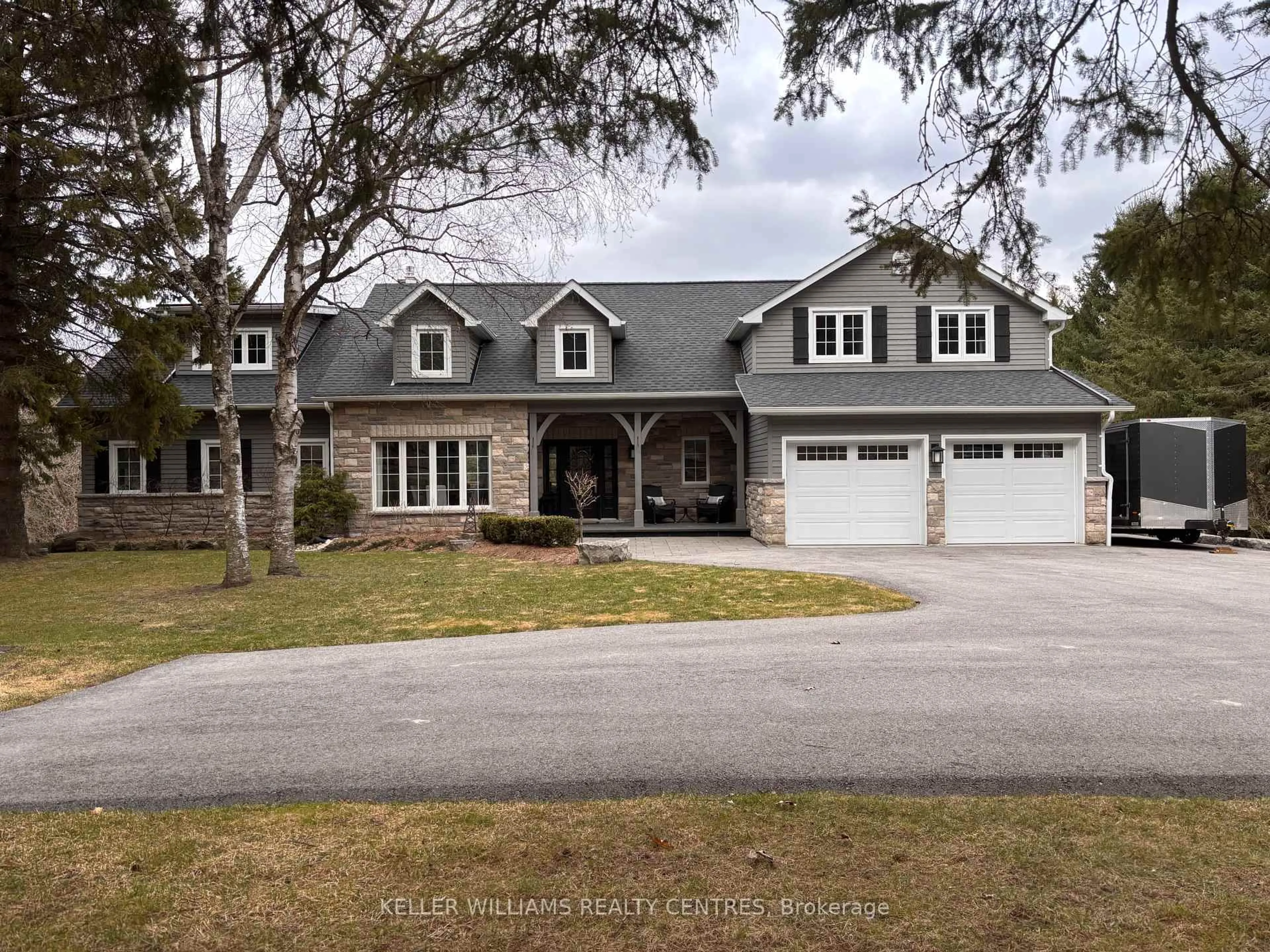 Home with brick exterior material, street for 17781 Mccowan Rd, East Gwillimbury Ontario L0G 1E0