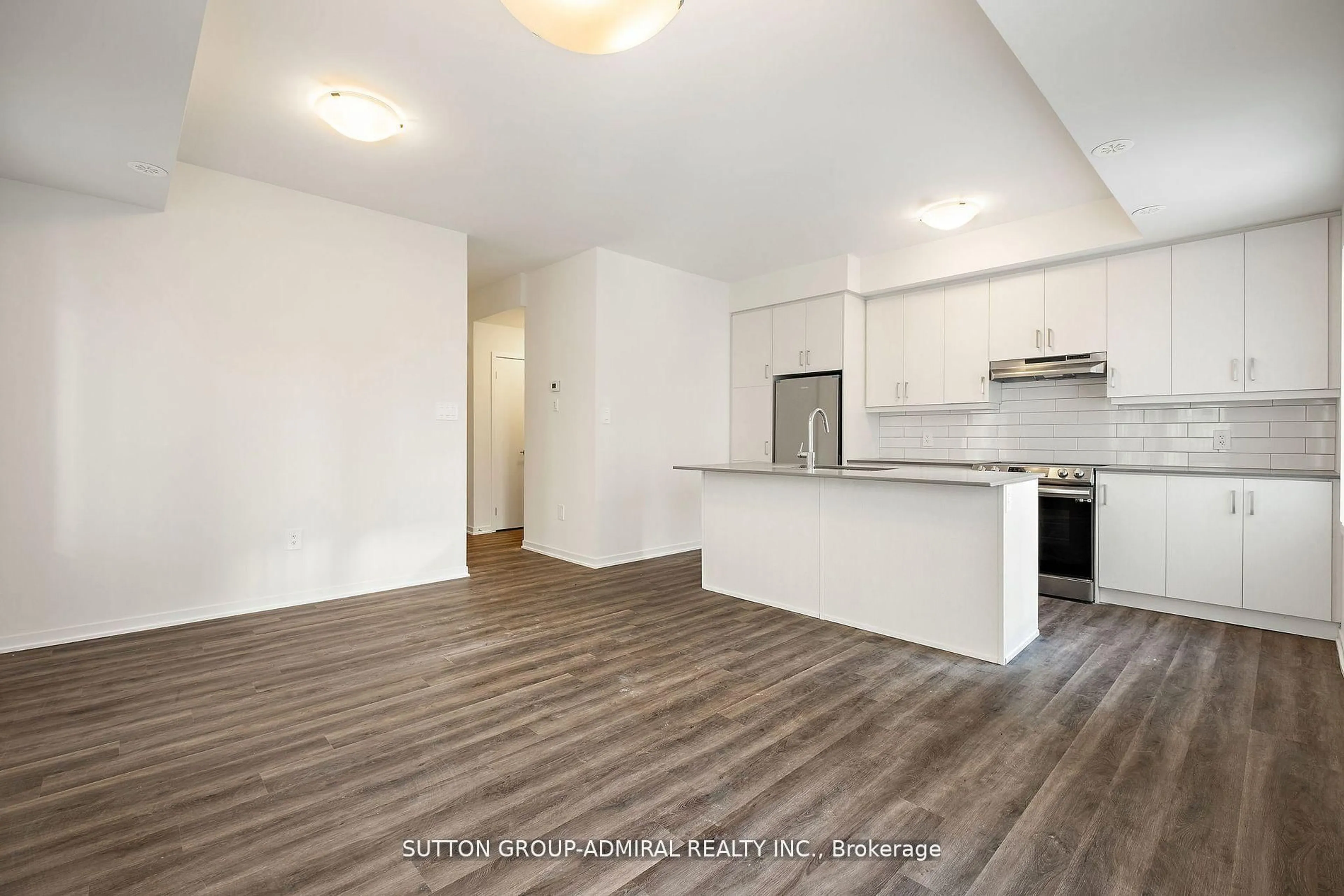 Unknown for 39 Honeycrisp Cres #TH73, Vaughan Ontario L4K 0N1