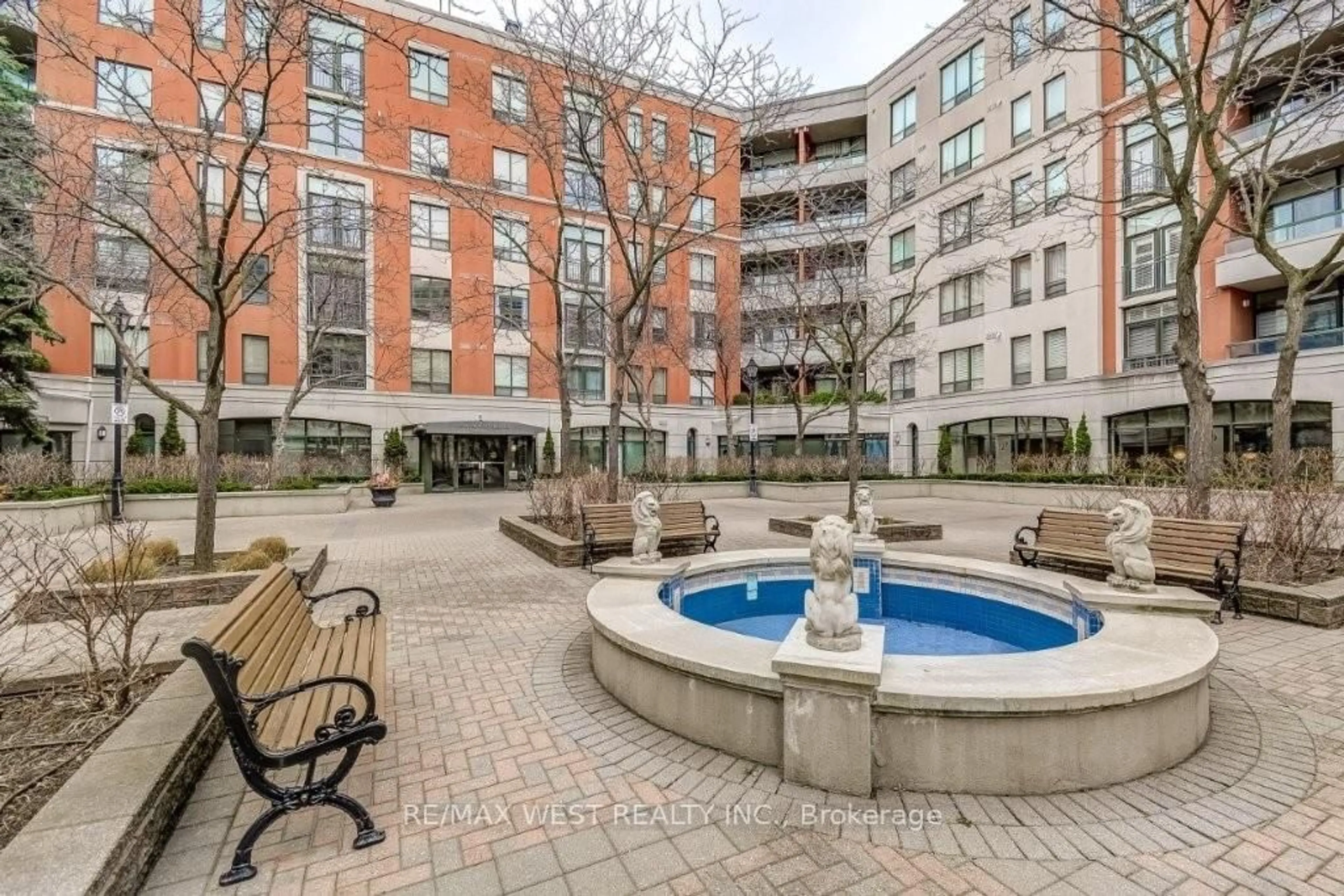 Patio, street for 53 Woodbridge Ave #Ph1, Vaughan Ontario L4L 9K9