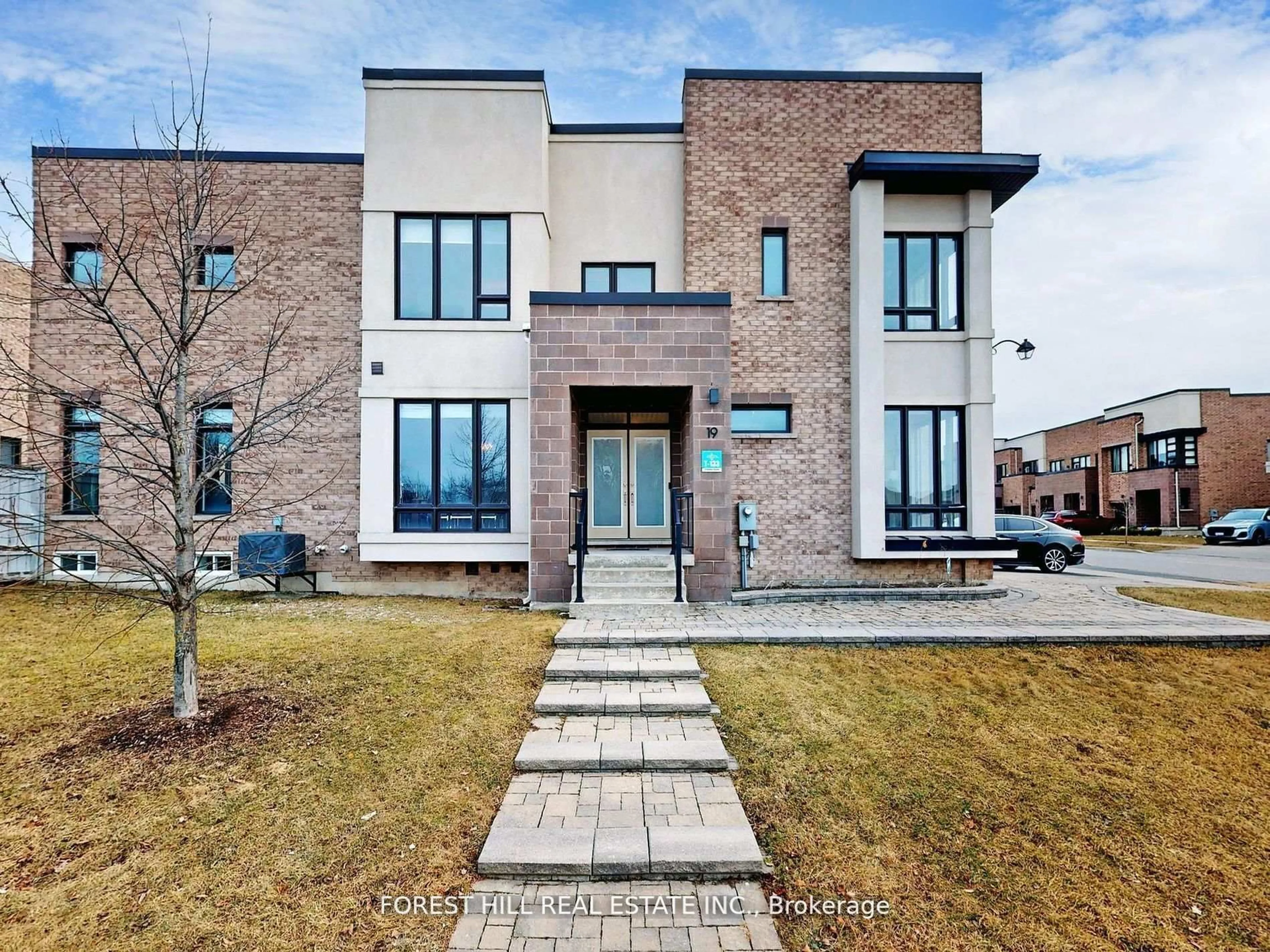 Home with brick exterior material, street for 19 Denarius Cres, Richmond Hill Ontario L4E 0Y9