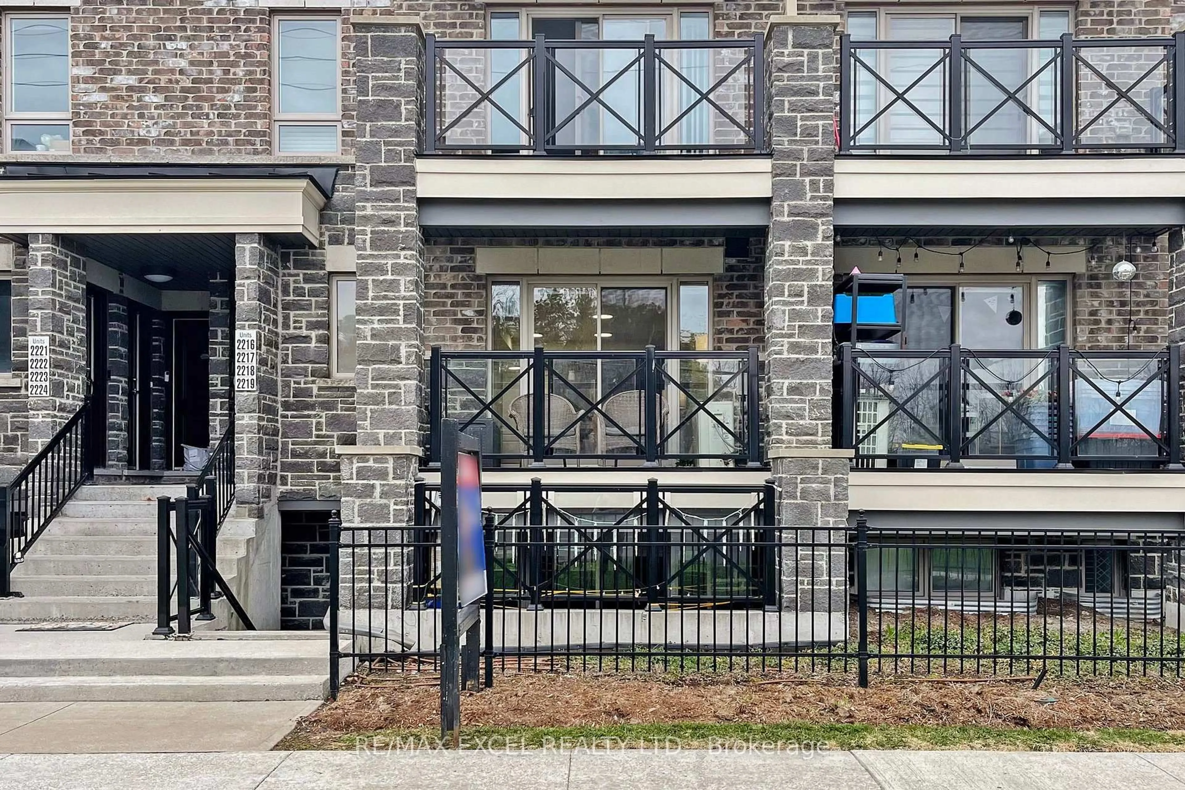 Home with brick exterior material, street for 10 Westmeath Lane #2217, Markham Ontario L6B 1N5