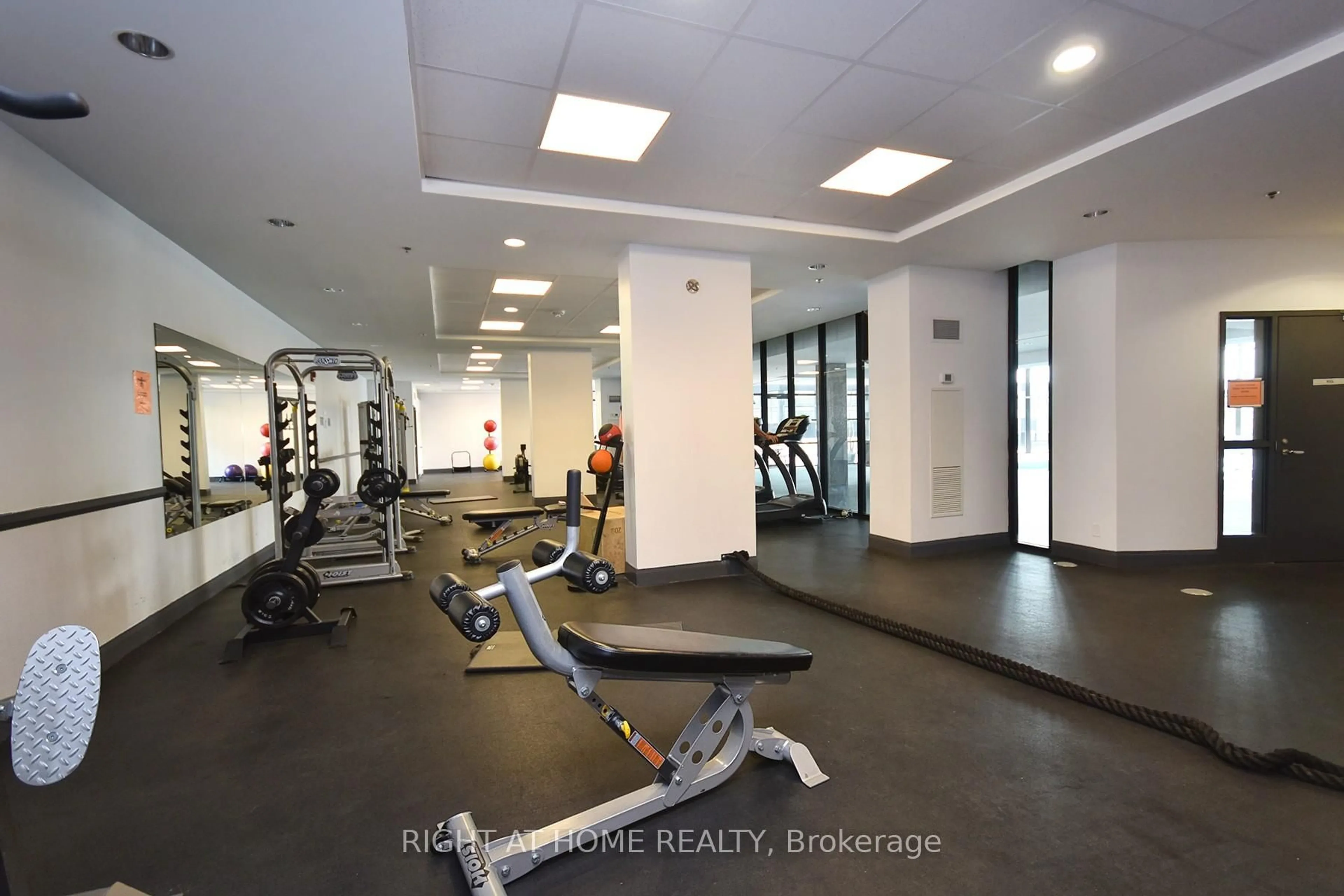 Gym or fitness room for 2910 Highway No, 7 Rd #312, Vaughan Ontario L4K 0H8