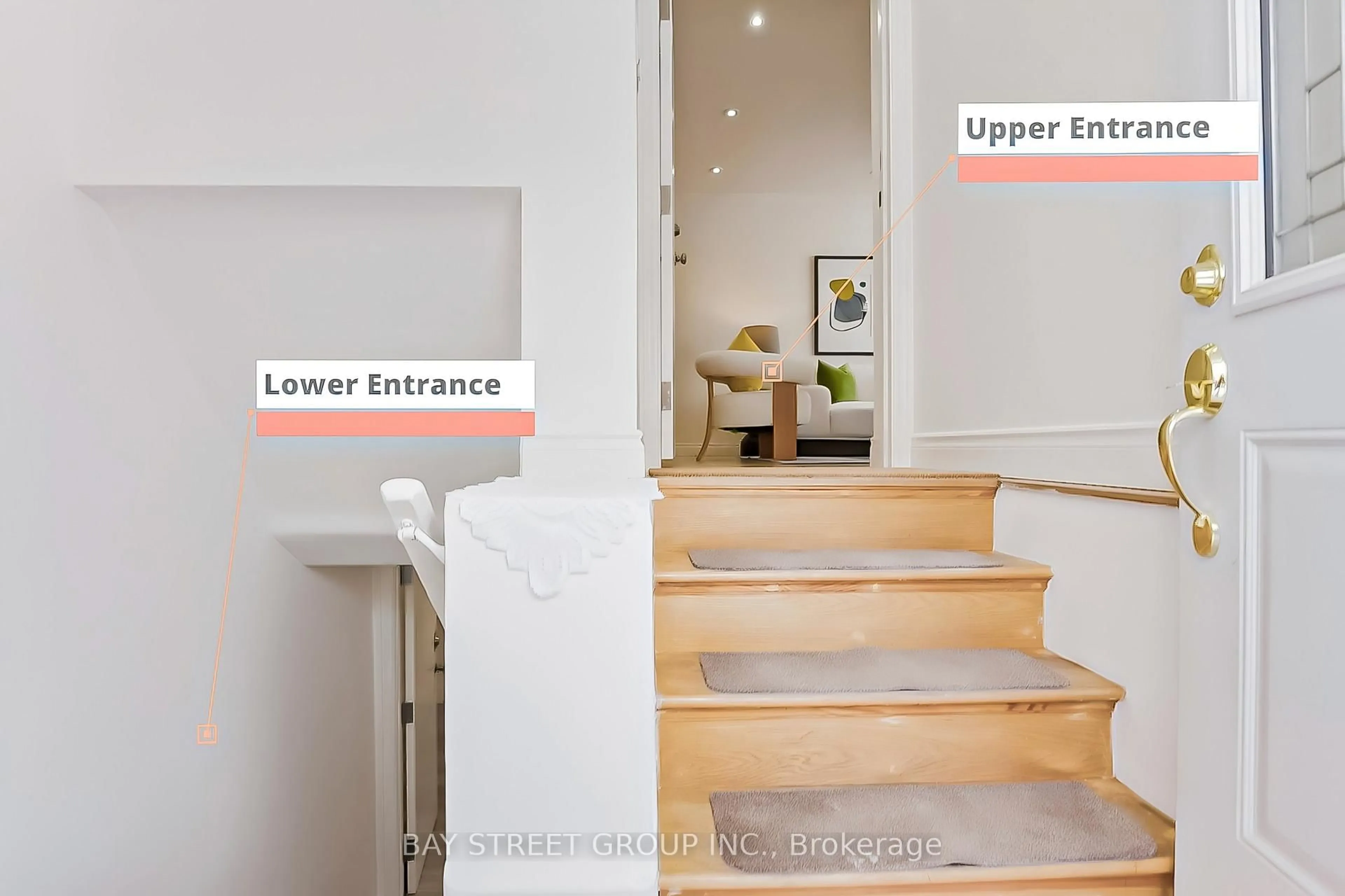 Indoor entryway for 352 Taylor Mills Dr, Richmond Hill Ontario L4C 2T9