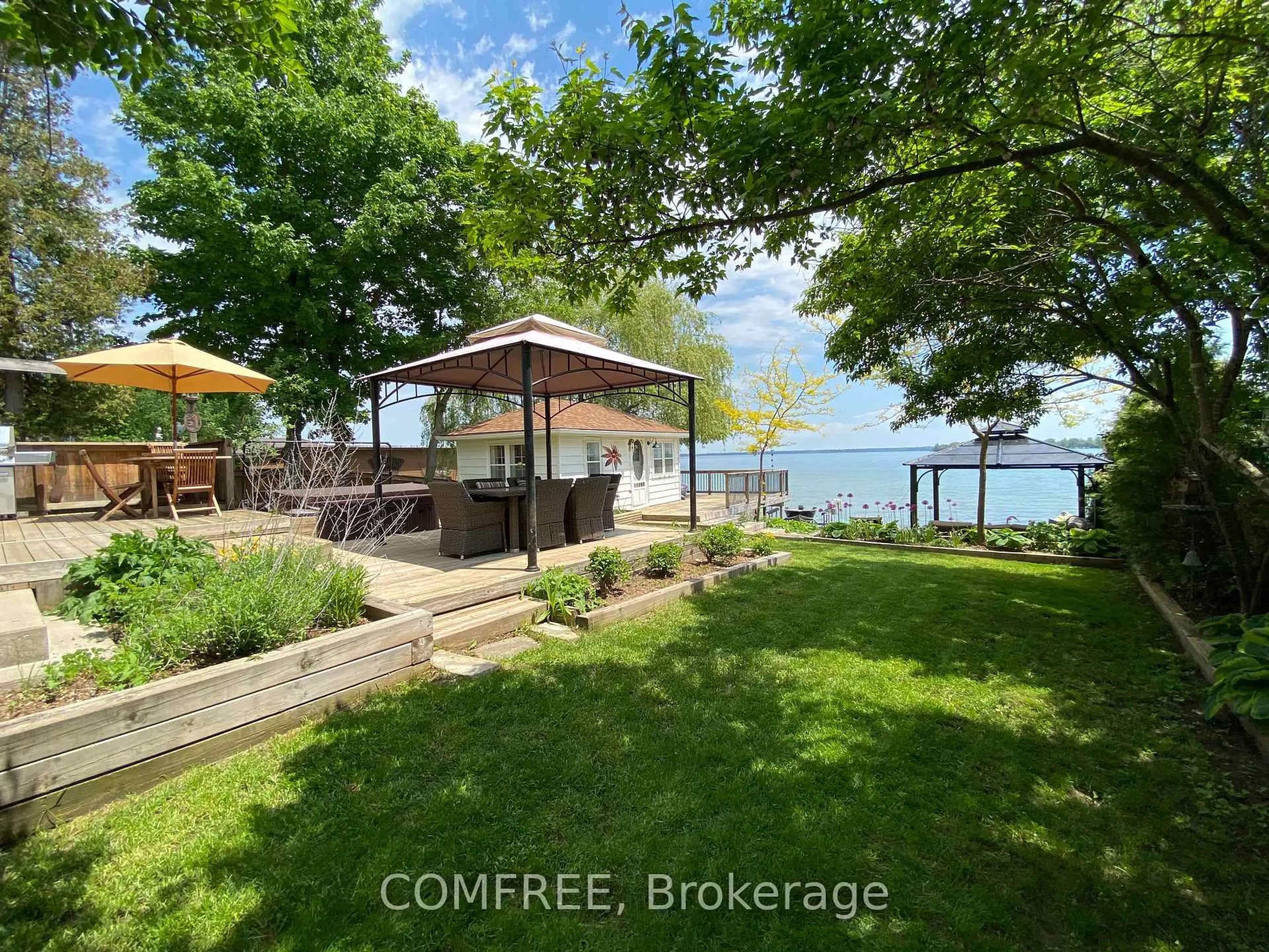 A pic from outside/outdoor area/front of a property/back of a property/a pic from drone, water/lake/river/ocean view for 865 Adams Rd, Innisfil Ontario L9S 4C9