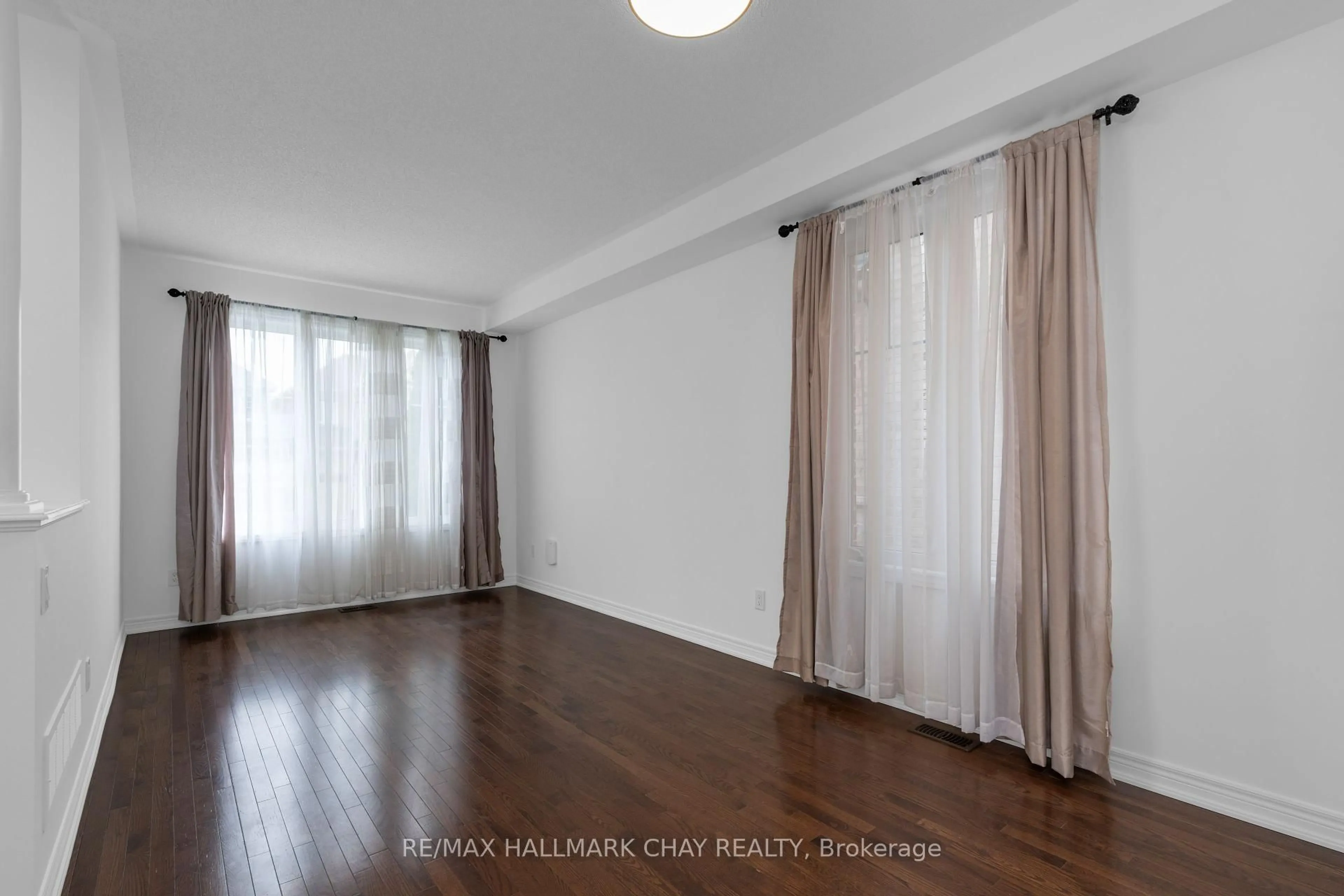 A pic of a room for 69 pavlova Cres, Richmond Hill Ontario L4E 0V8