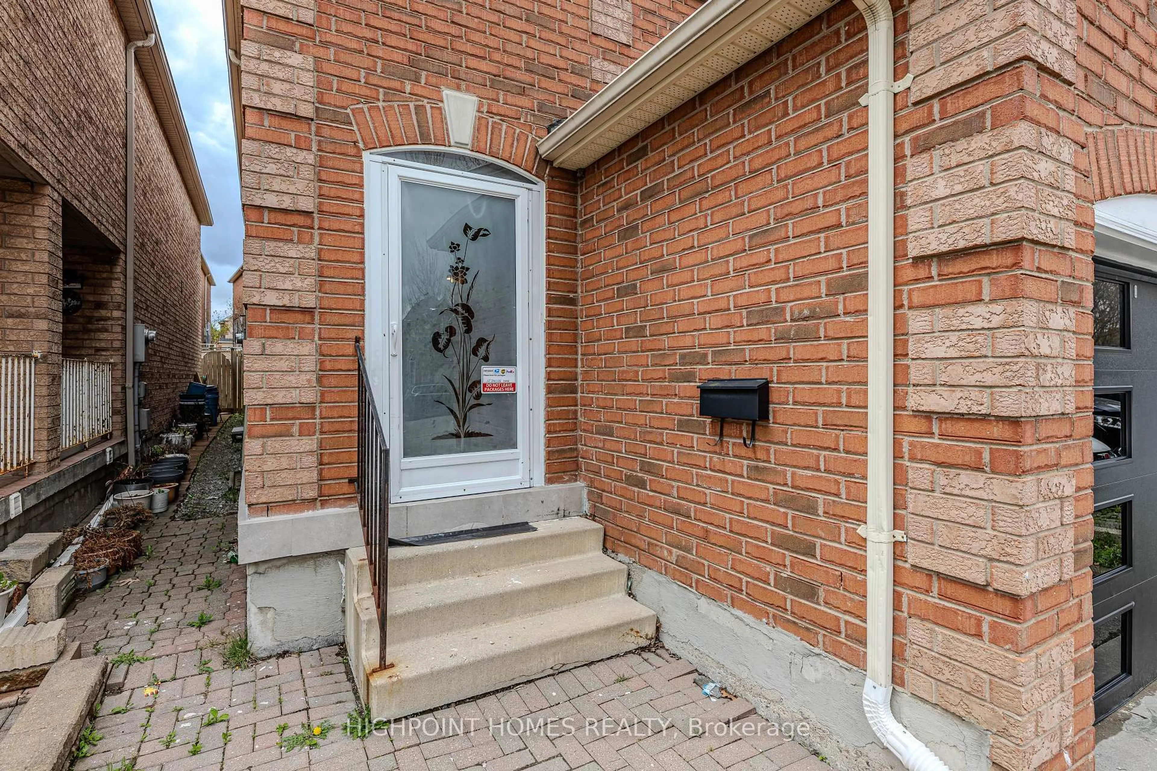 Unknown for 44 Brando Ave, Markham Ontario L3S 4K9