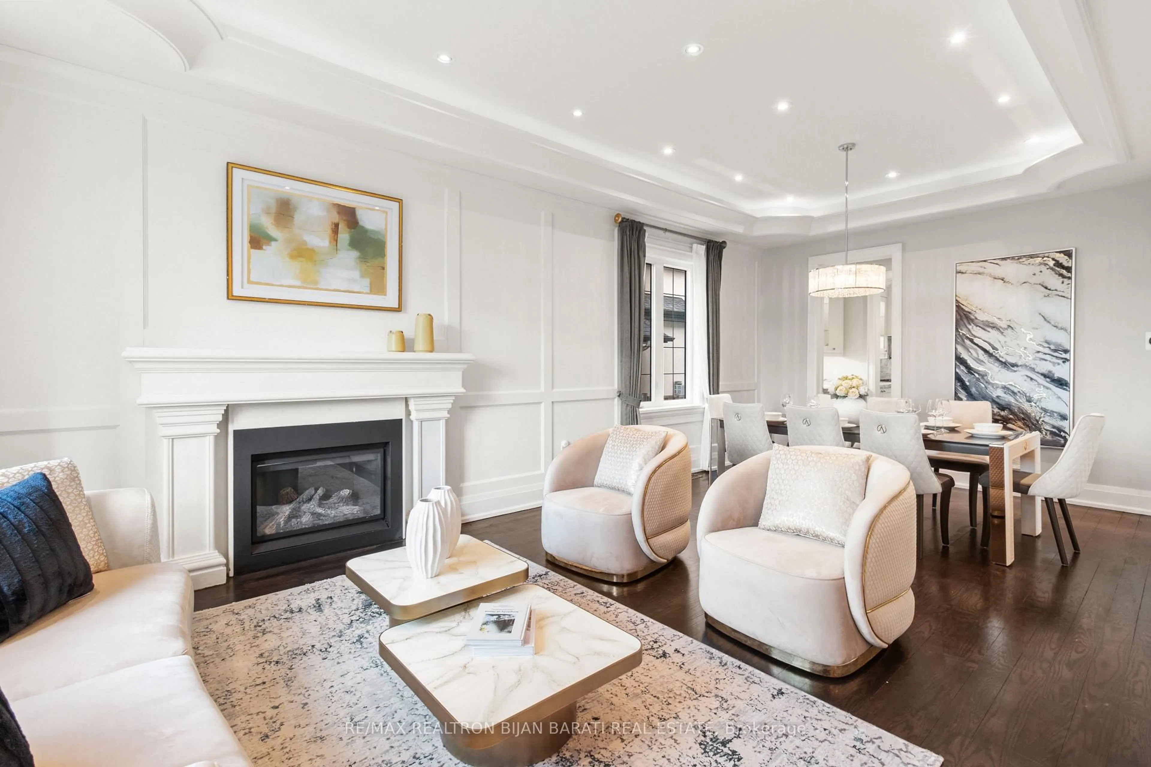 Living room with furniture, unknown for 61 Meadowview Ave, Markham Ontario L3T 1K6