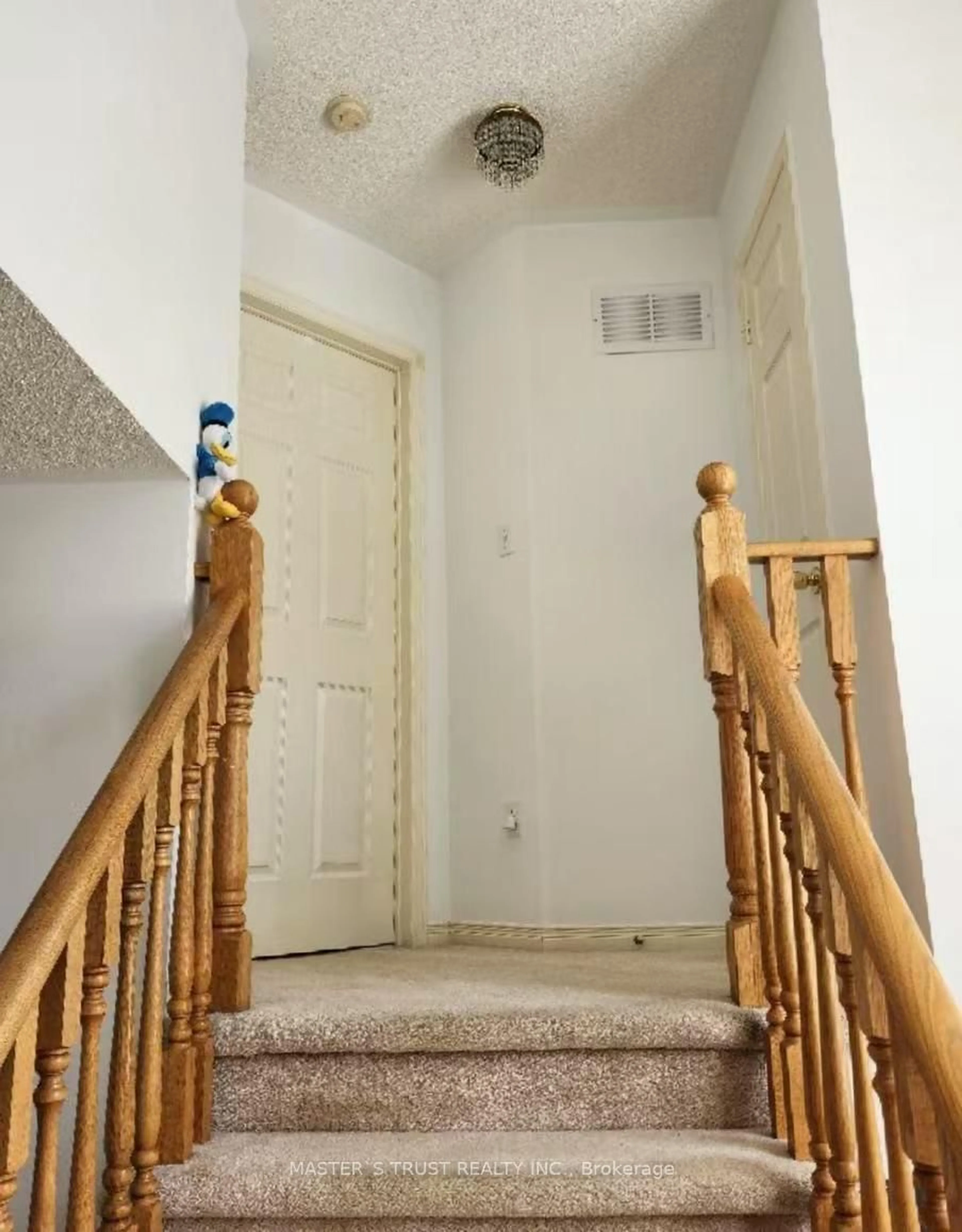 Unknown for 137 Nahanni Dr, Richmond Hill Ontario L4B 4L5