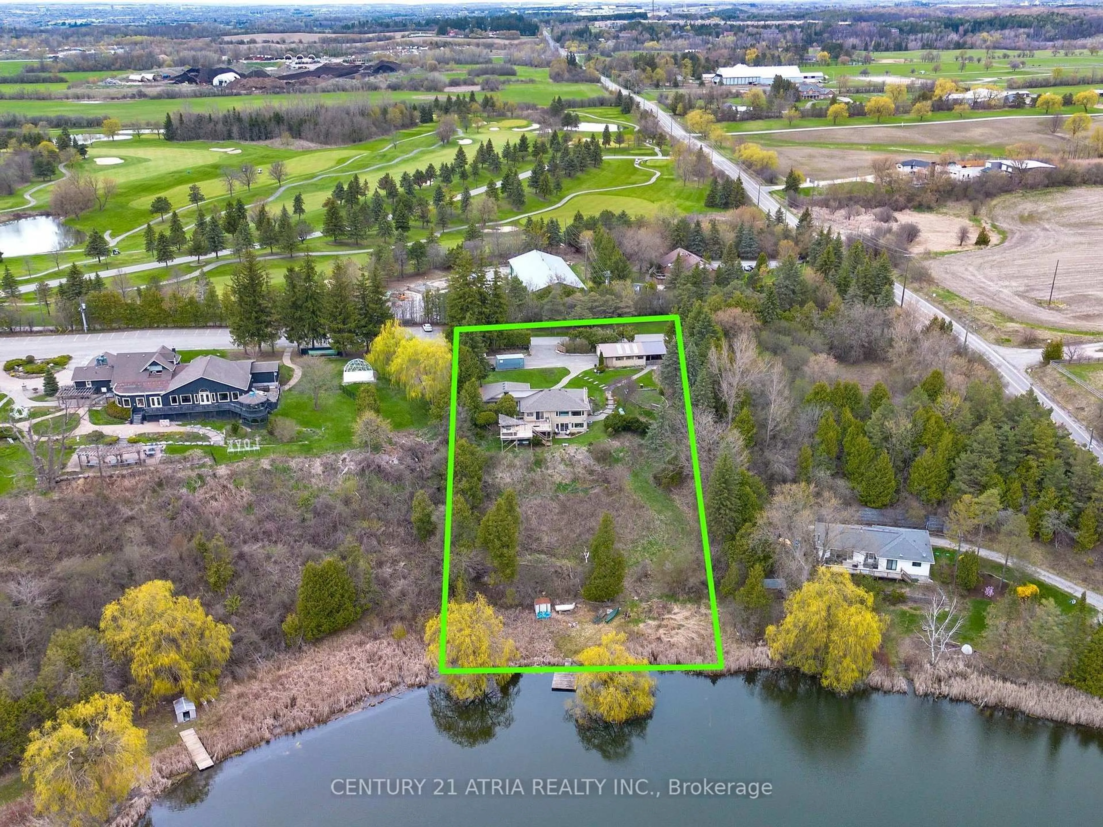 A pic from outside/outdoor area/front of a property/back of a property/a pic from drone, water/lake/river/ocean view for 13250 Leslie St, Richmond Hill Ontario L4E 1A2