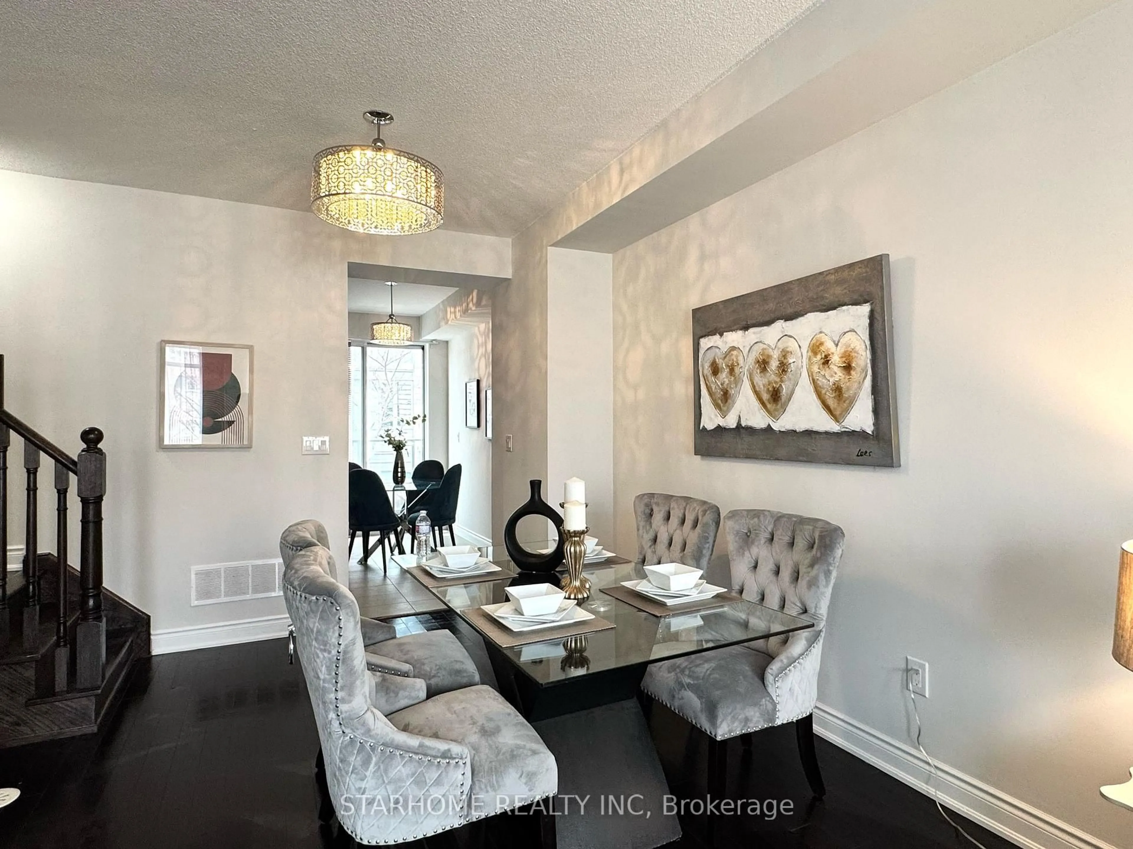 Dining room, unknown for 311 South Park Rd, Markham Ontario L3T 0B9