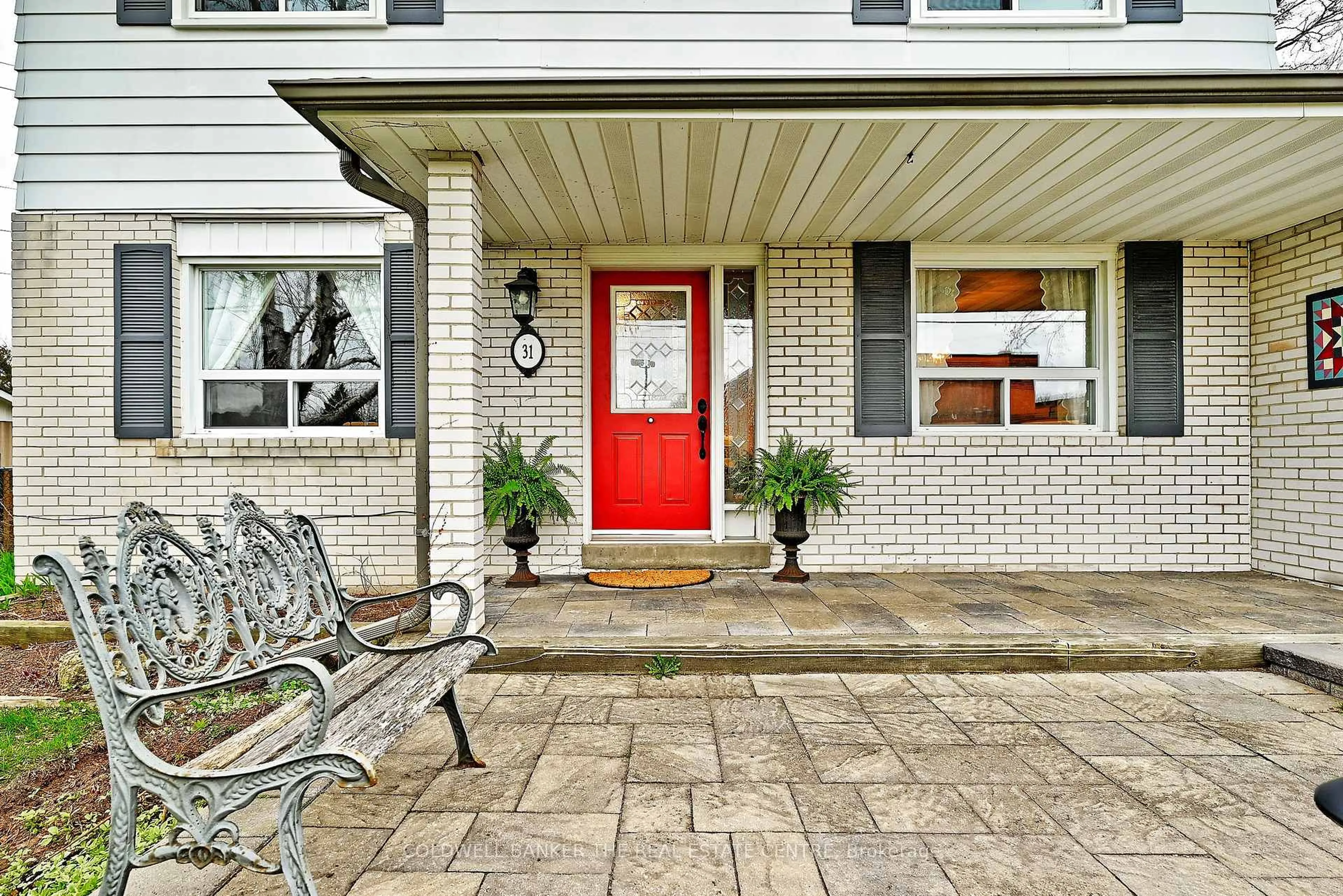Unknown for 31 Sunrise St, East Gwillimbury Ontario L9N 1H5
