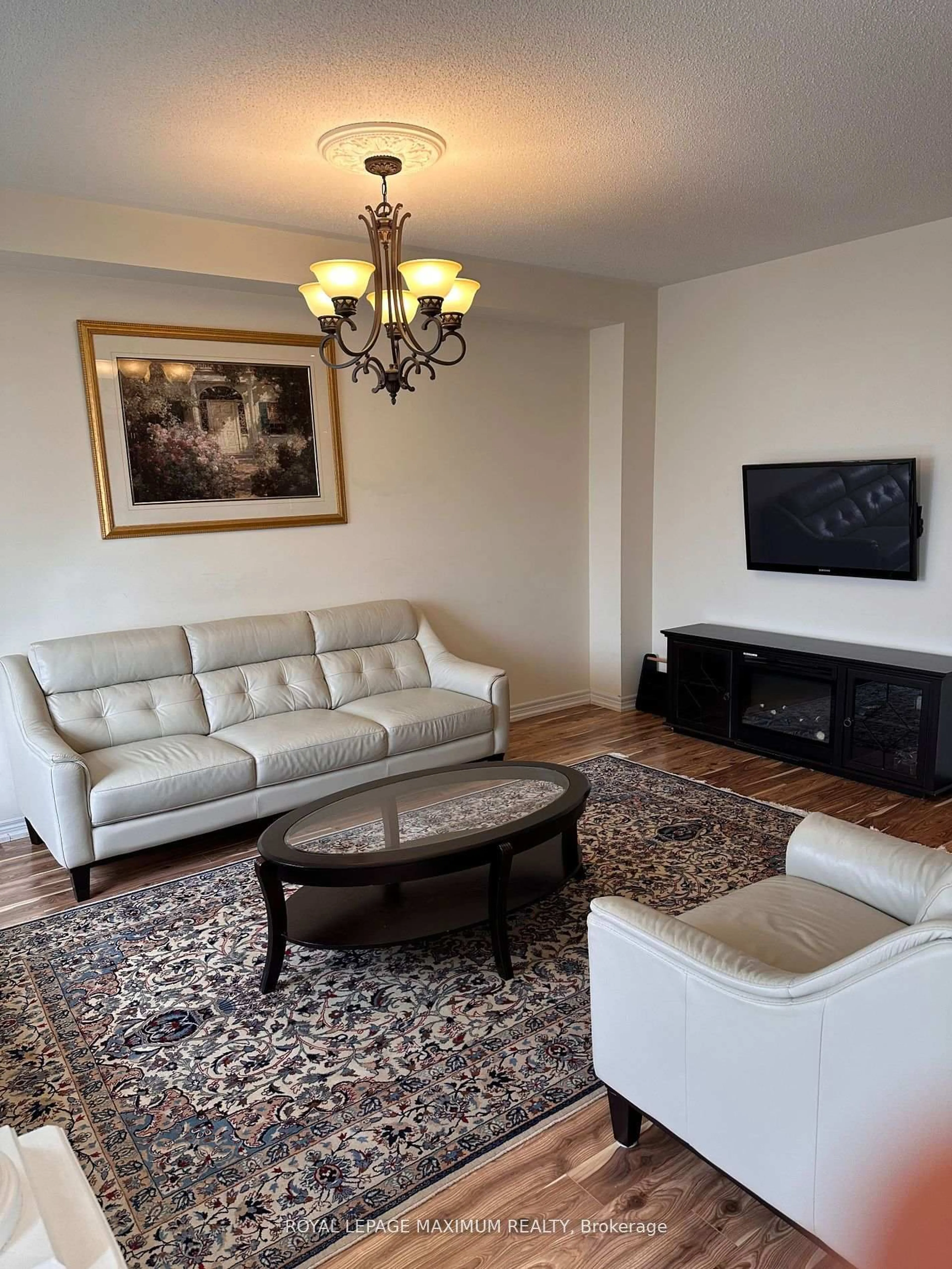 Living room with furniture, unknown for 201 Box Grove Bypass N/A, Markham Ontario L6B 0L1