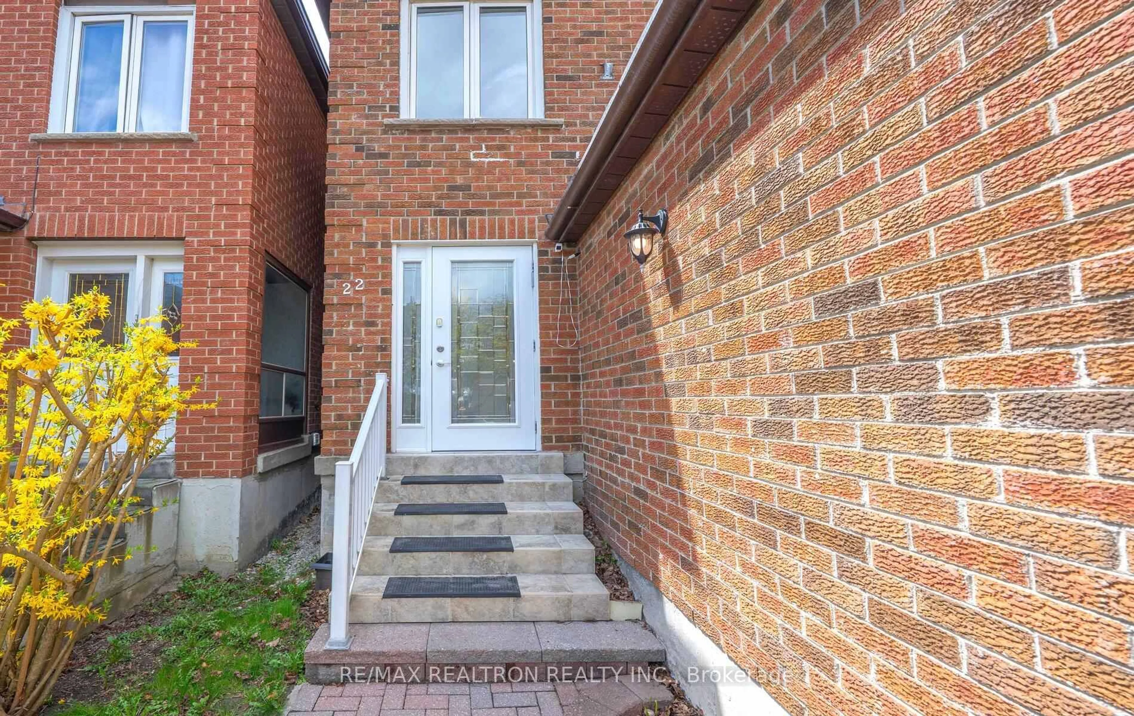 Home with brick exterior material, street for 22 Rejane Cres, Vaughan Ontario L4J 5A2