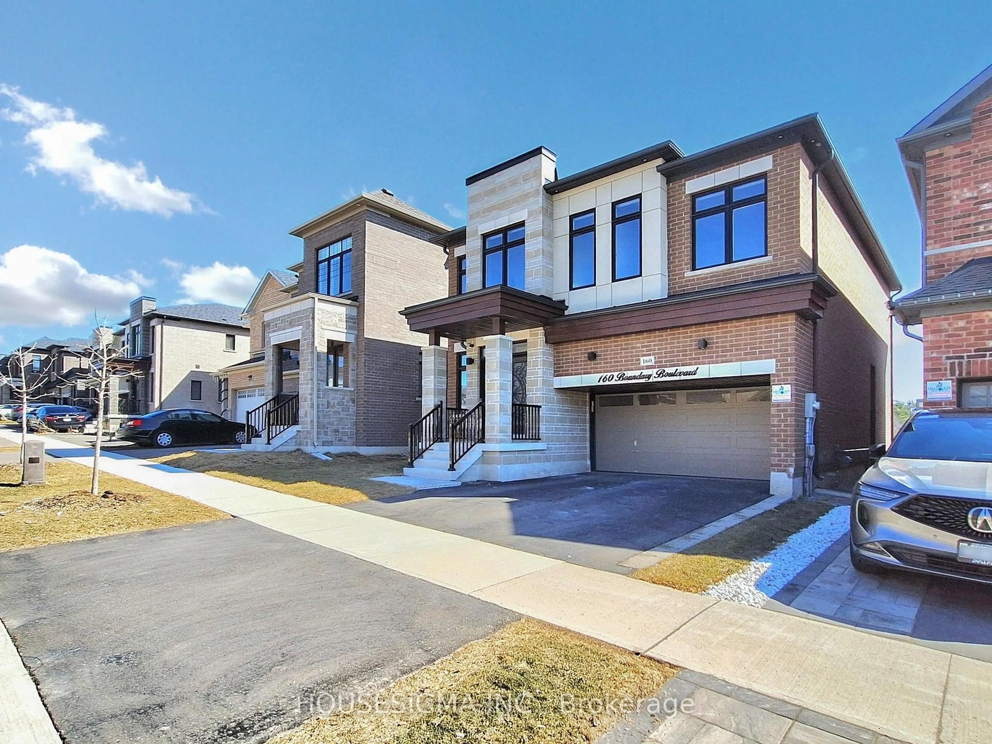 Home with brick exterior material, street for 160 Boundary Blvd, Whitchurch-Stouffville Ontario L4A 4W3