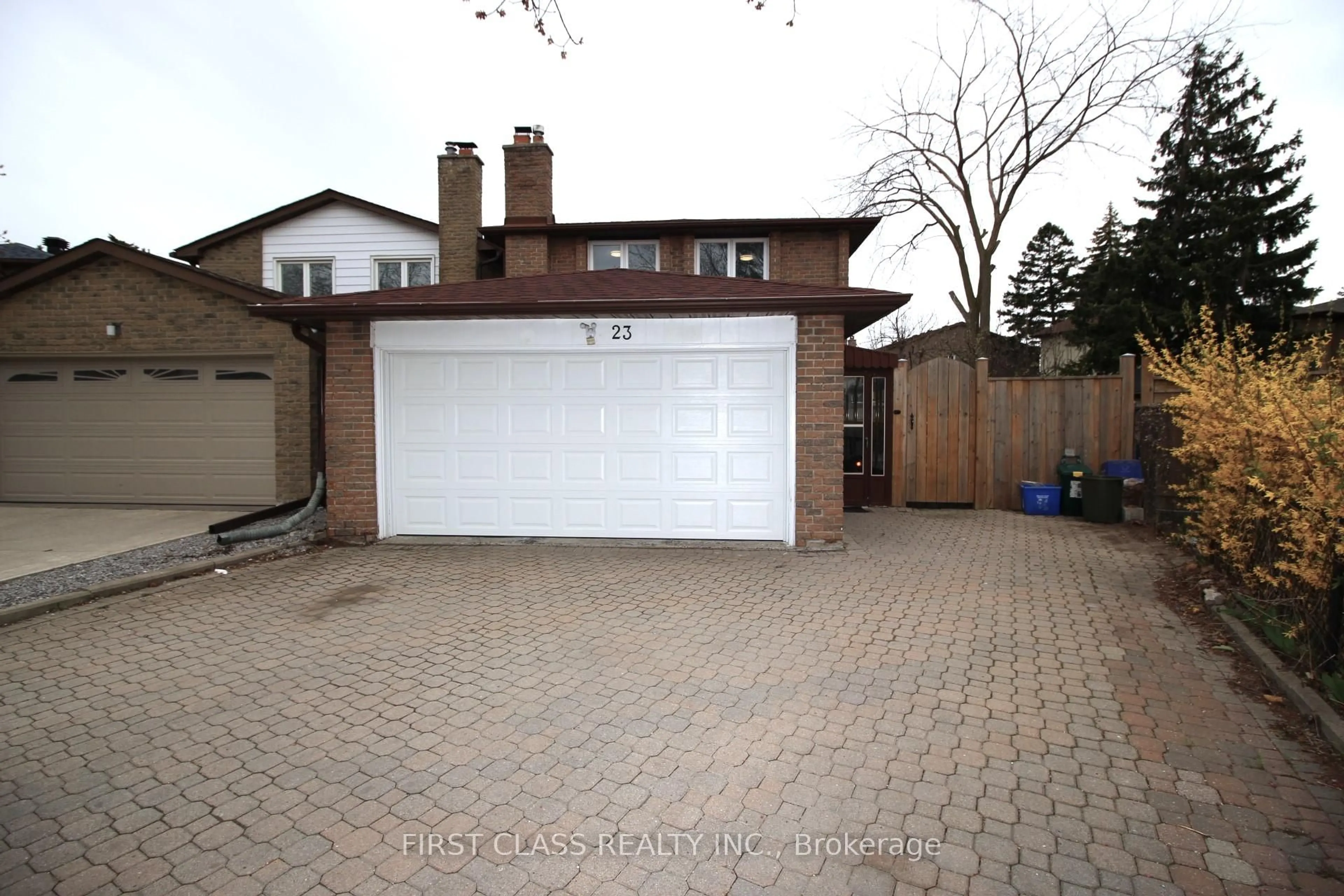 Indoor garage for 23 Cheeseman Dr, Markham Ontario L3R 3G3