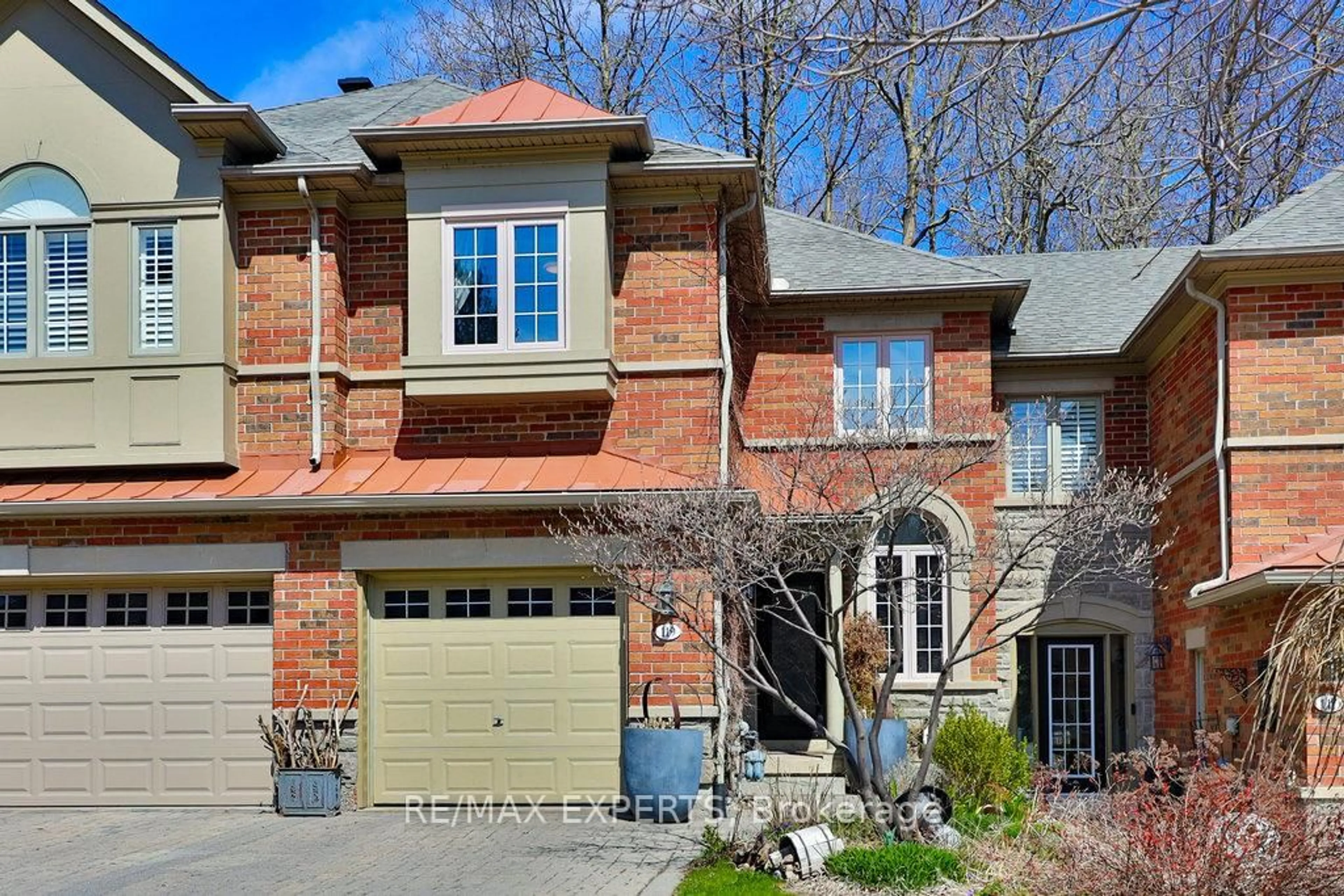 Home with brick exterior material, street for 119 Westbury Crt, Richmond Hill Ontario L4L 2S3
