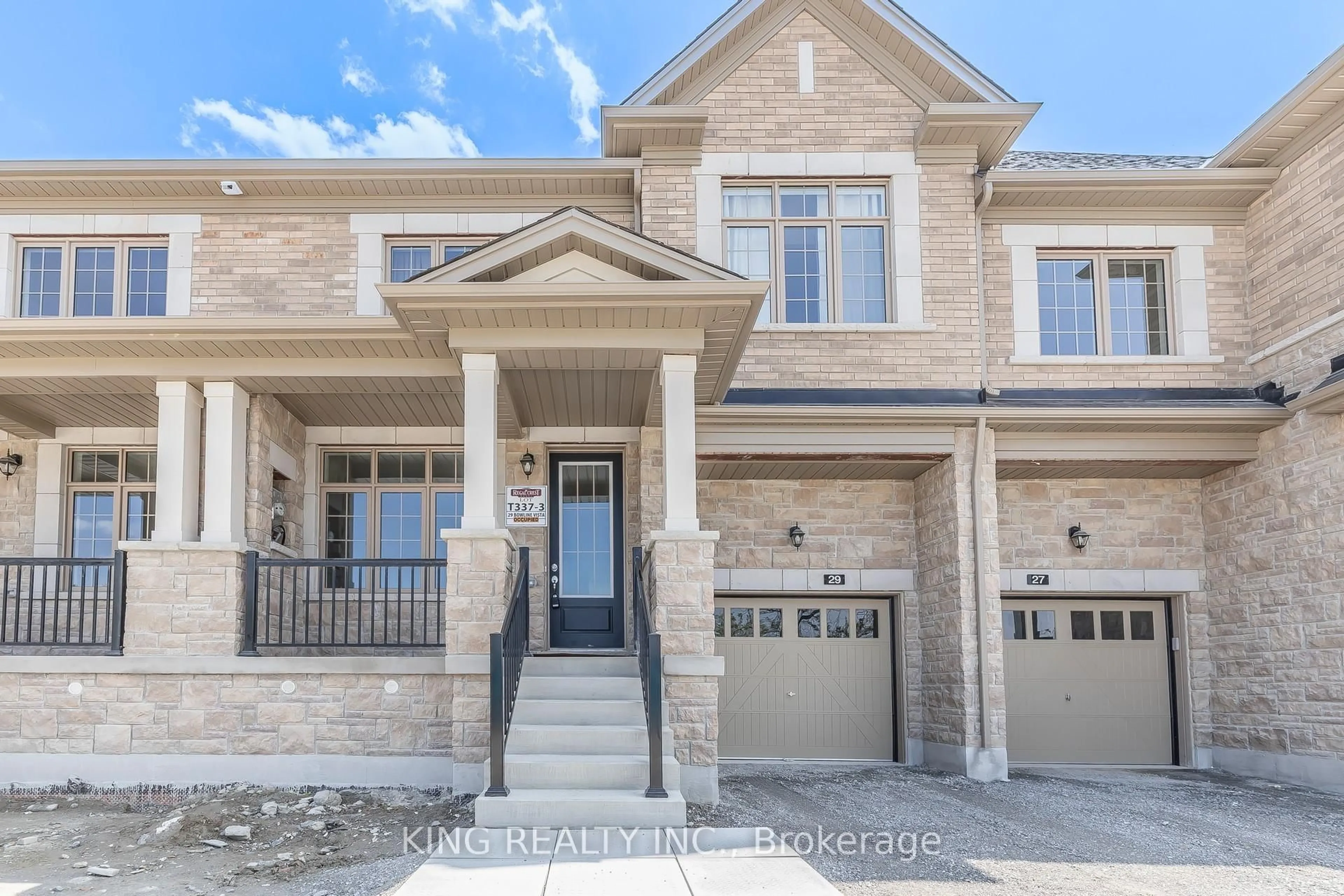 Home with brick exterior material, street for 29 Bowline Vista N/A, East Gwillimbury Ontario L9N 0W2