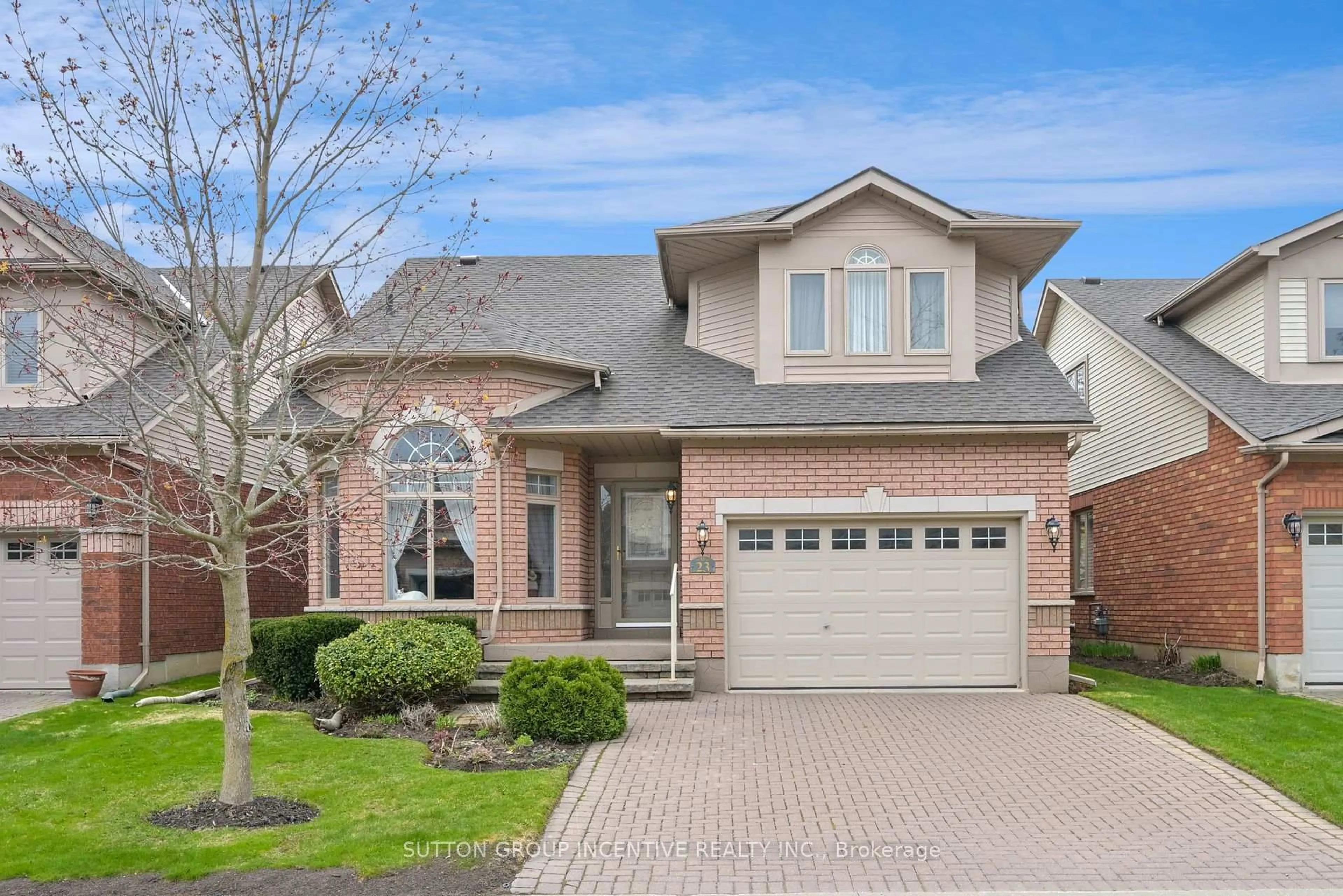 Home with brick exterior material, street for 23 Briar Gate Way, New Tecumseth Ontario L9R 2A7