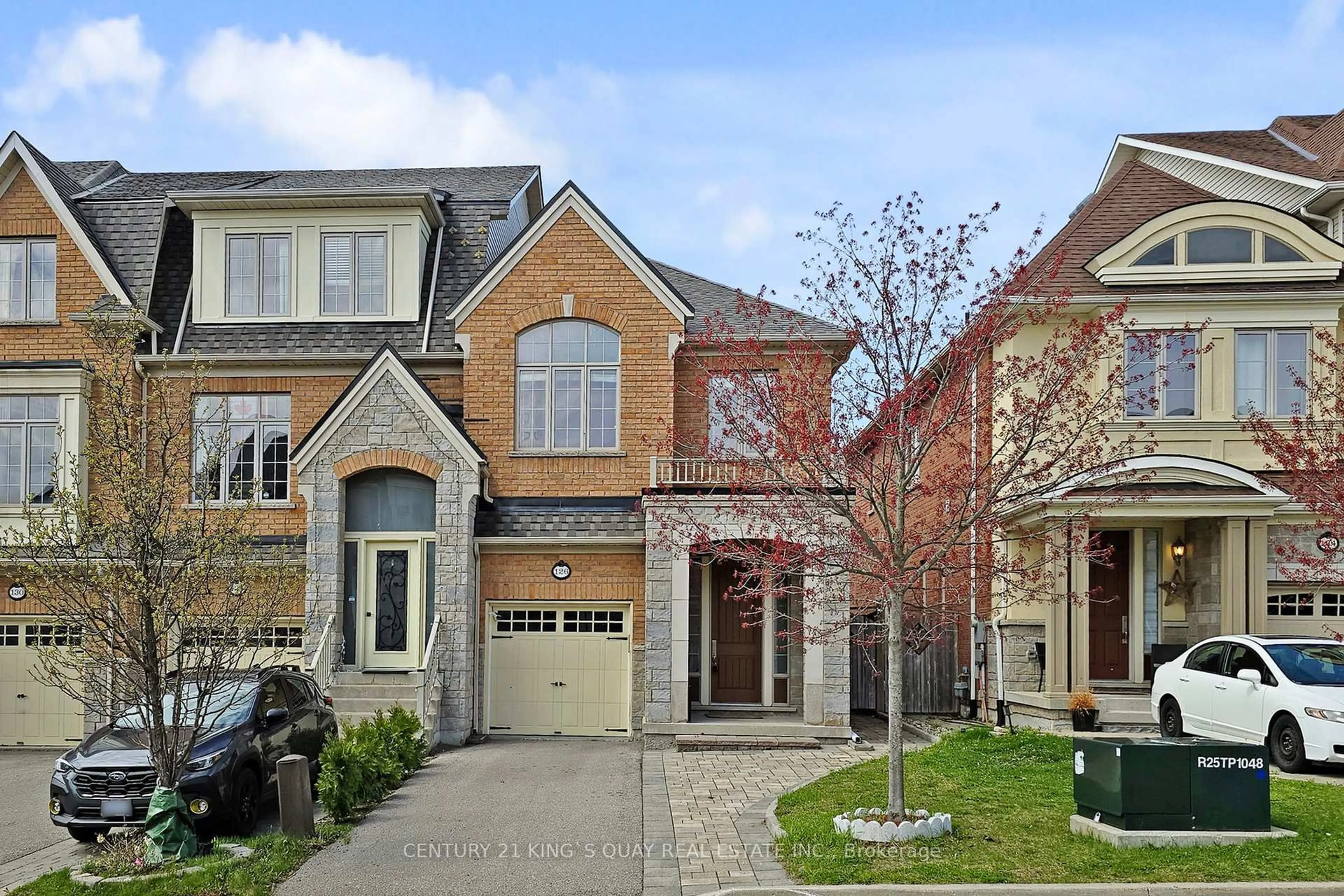 Home with brick exterior material, street for 126 Lacewood Dr, Richmond Hill Ontario L4S 0E5