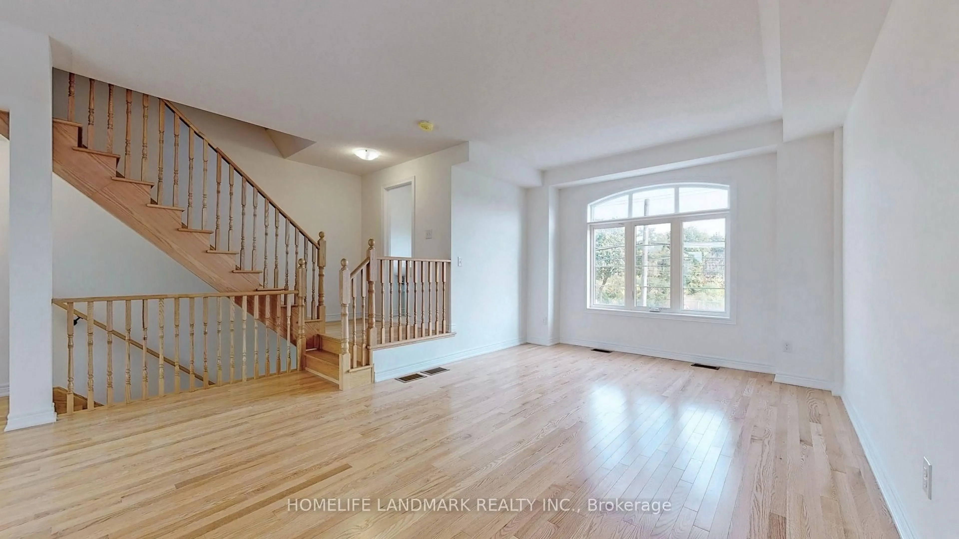 Unknown for 280 King Rd, Richmond Hill Ontario L4E 1H3