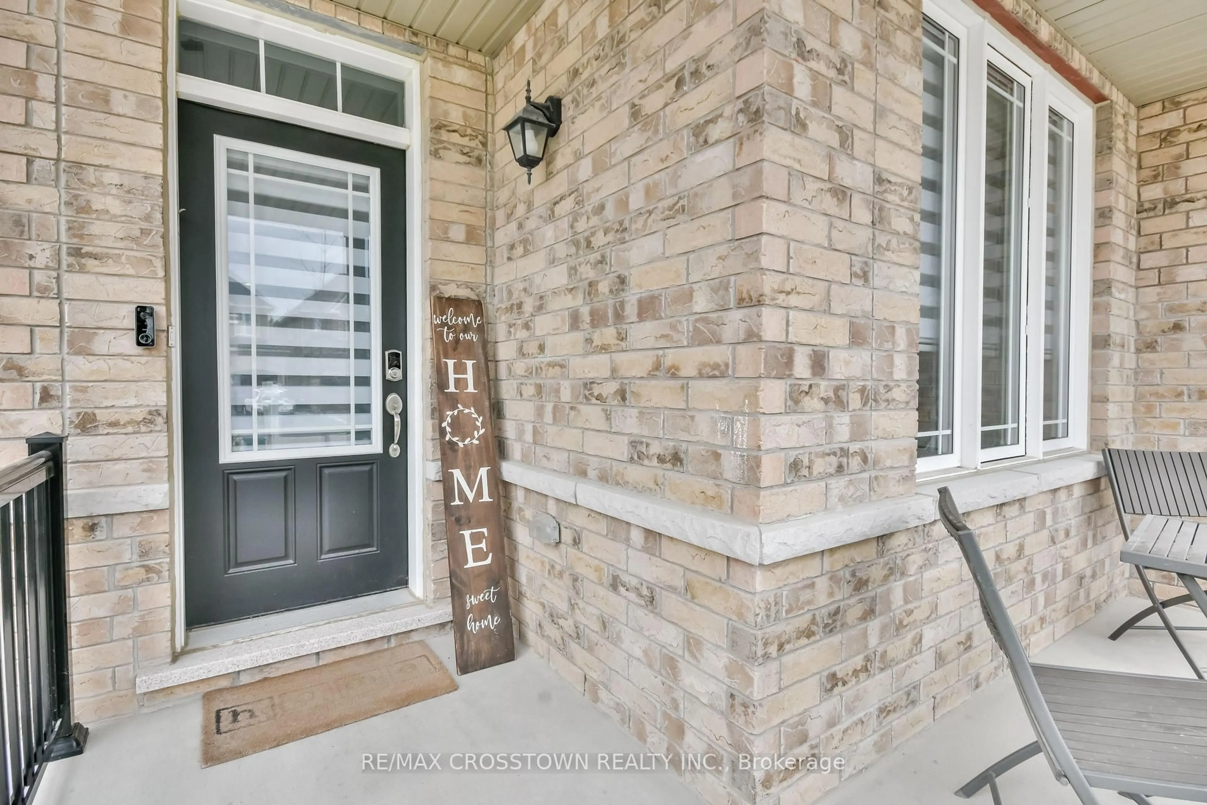 Home with brick exterior material, street for 25 Pierce Pl, New Tecumseth Ontario L0G 1W0