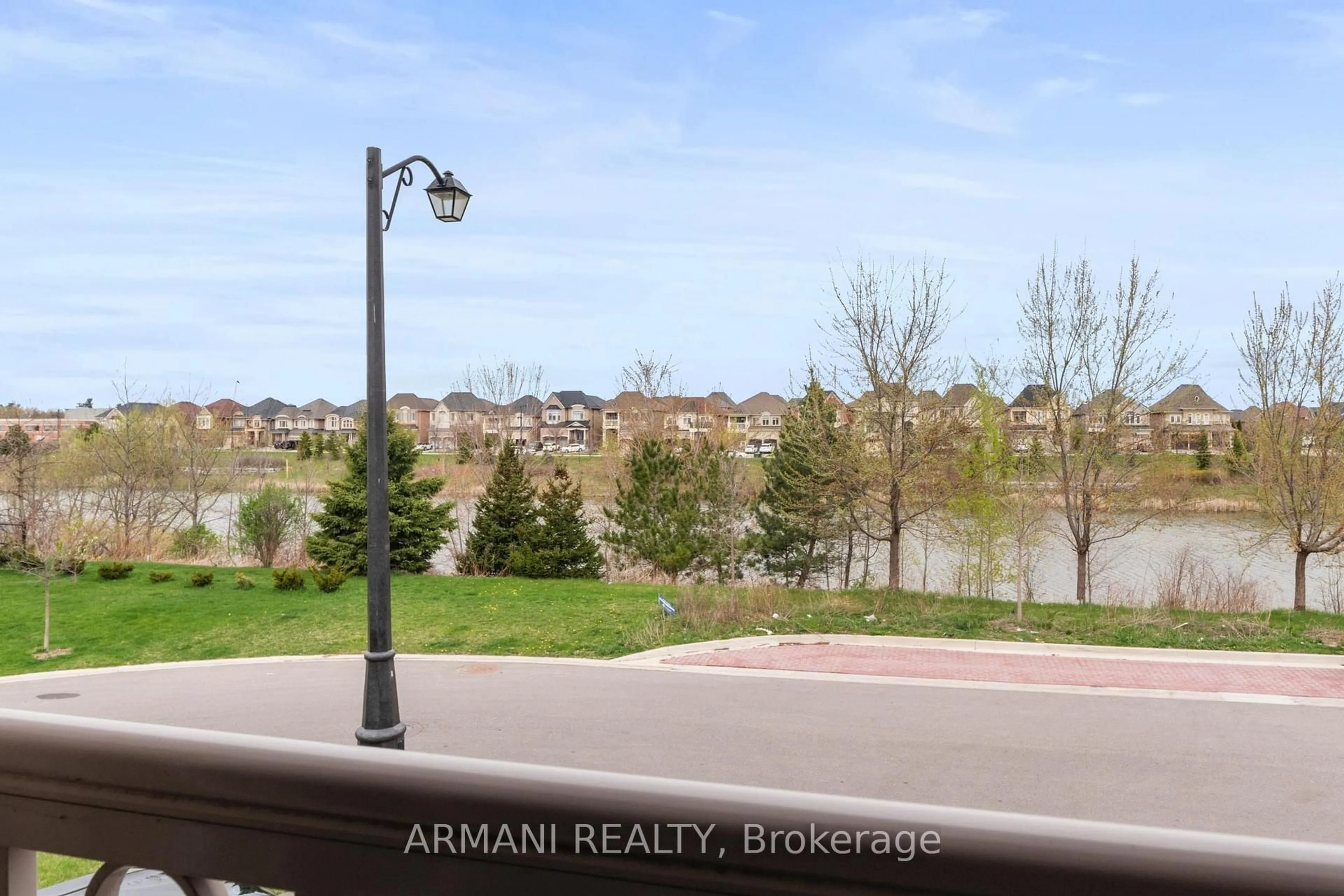 Balcony in the apartment, water/lake/river/ocean view for 61 Sunset Terr, Vaughan Ontario L4H 4S3
