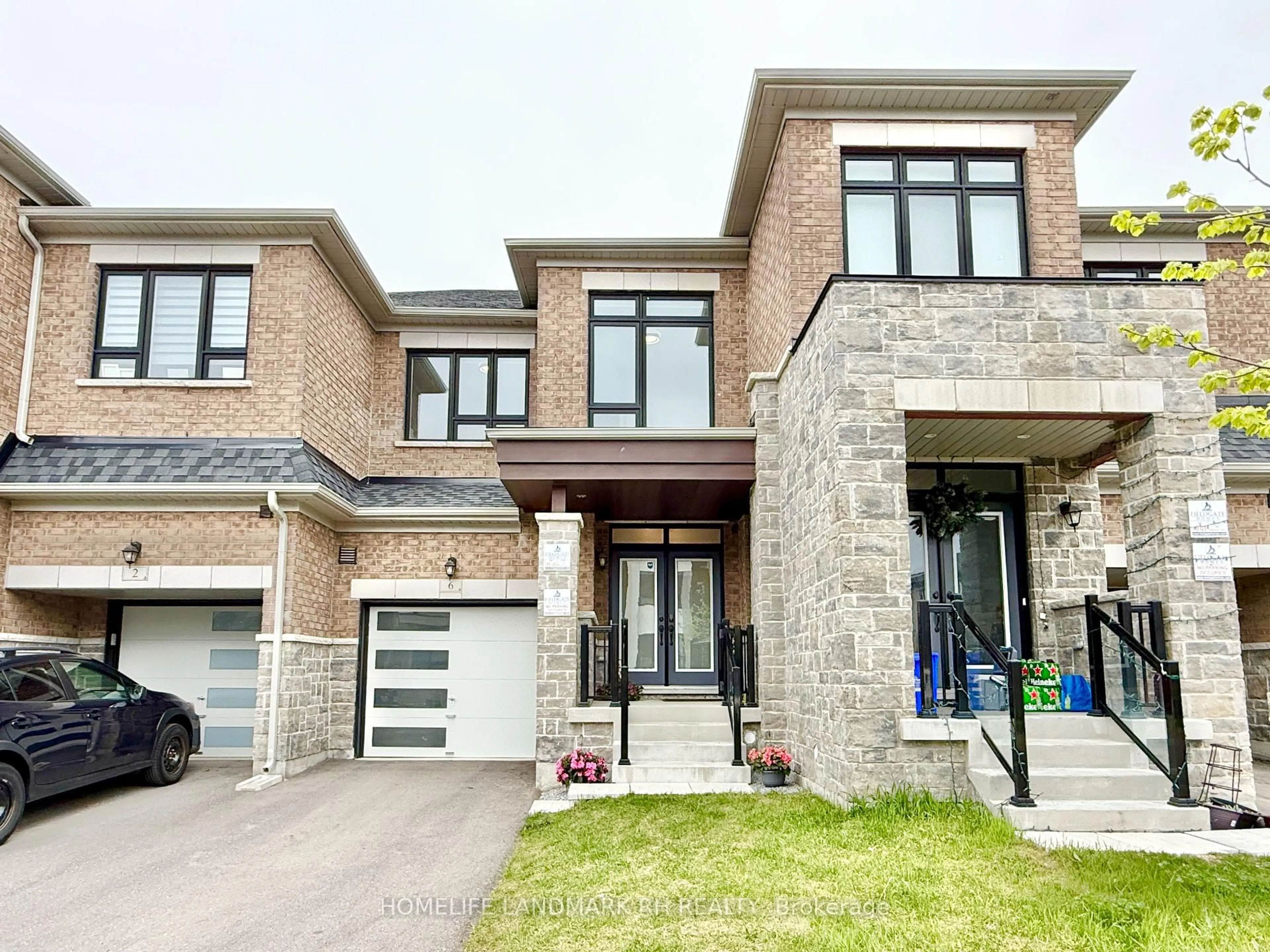 Home with brick exterior material, street for 6 Hewison Ave, Richmond Hill Ontario L4S 0J2