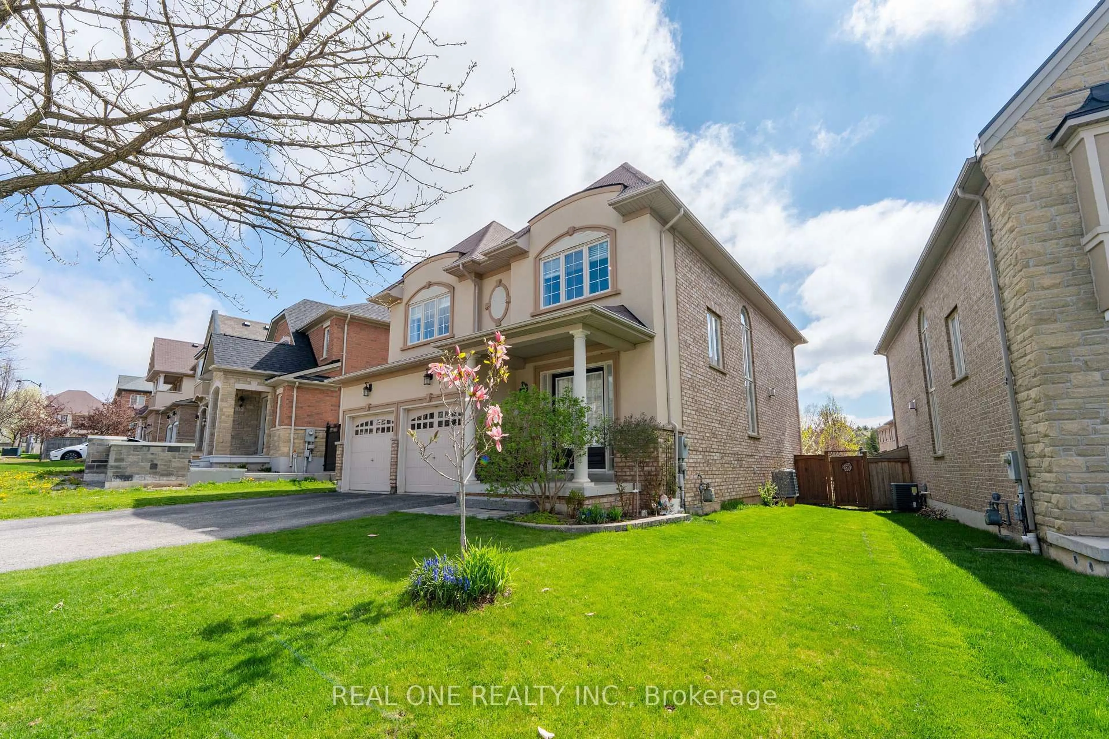 Unknown for 11 Zoran Lane, Vaughan Ontario L6A 4E4