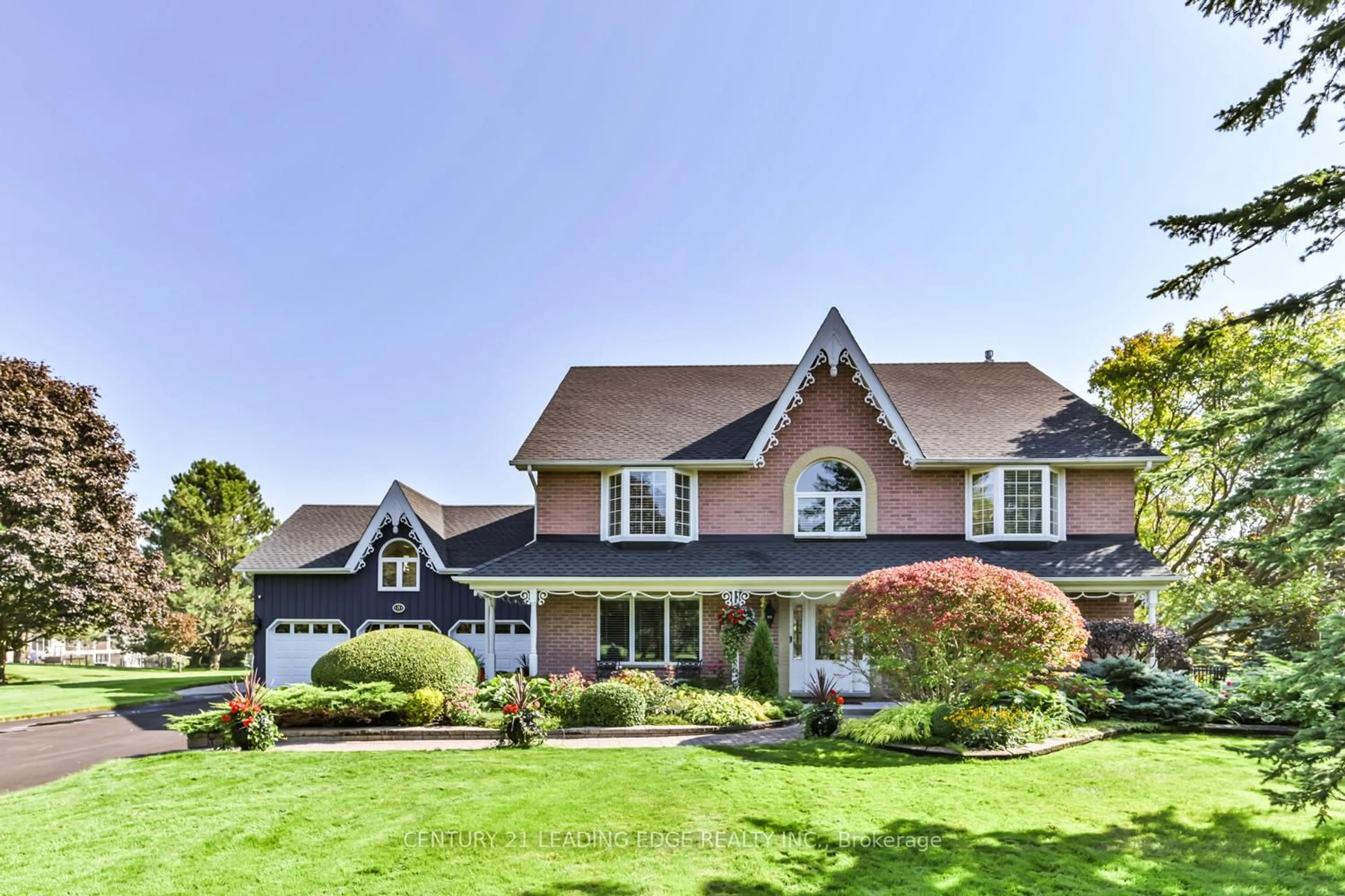 Home with vinyl exterior material, unknown for 3 Maple View Lane, Whitchurch-Stouffville Ontario L4A 7X5