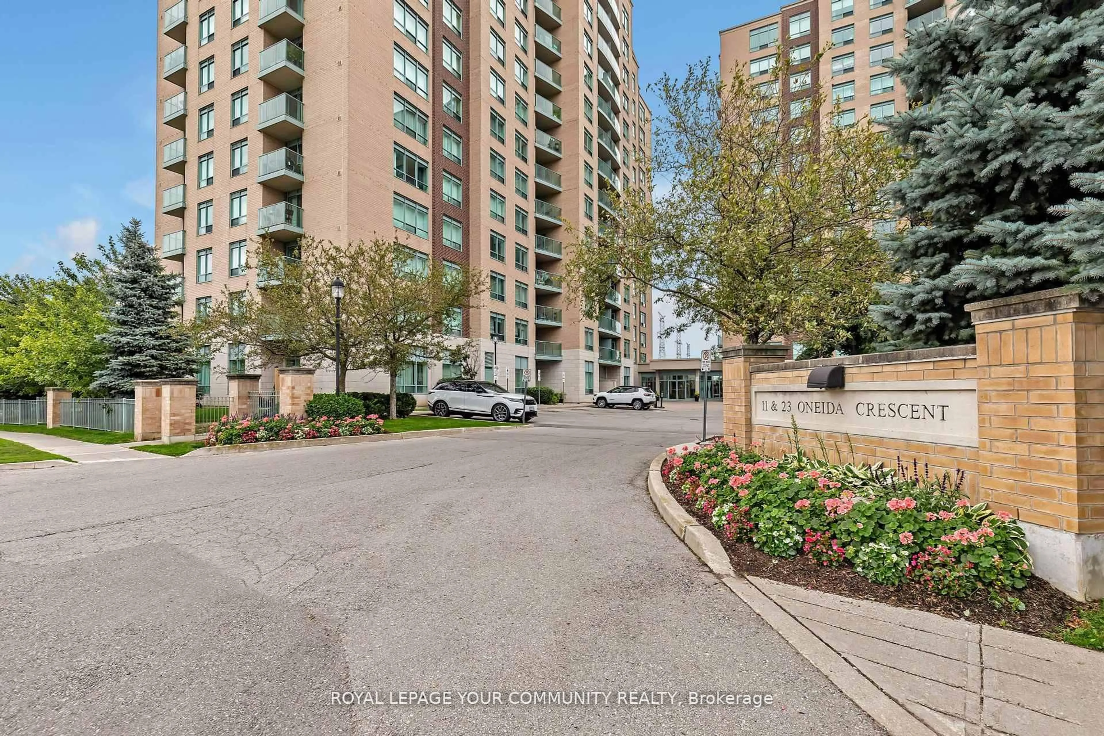 Unknown for 11 Oneida Cres #502, Richmond Hill Ontario L4B 0A1