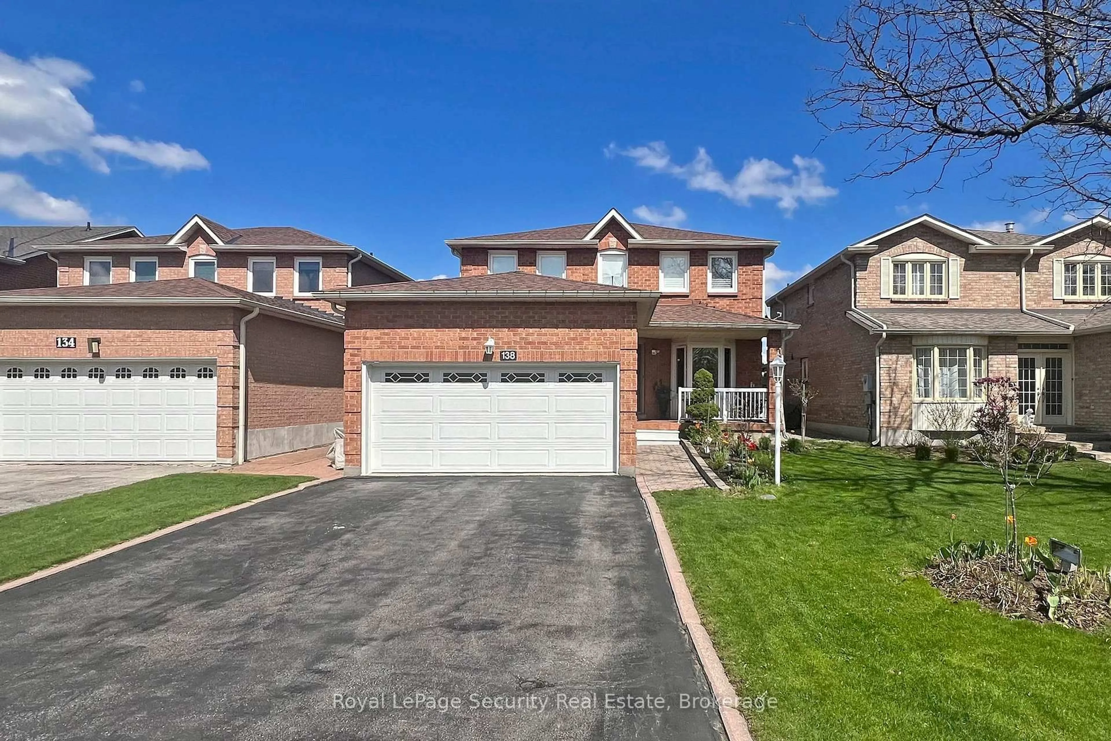 Home with brick exterior material, street for 138 Largo Cres, Vaughan Ontario L6A 1N1