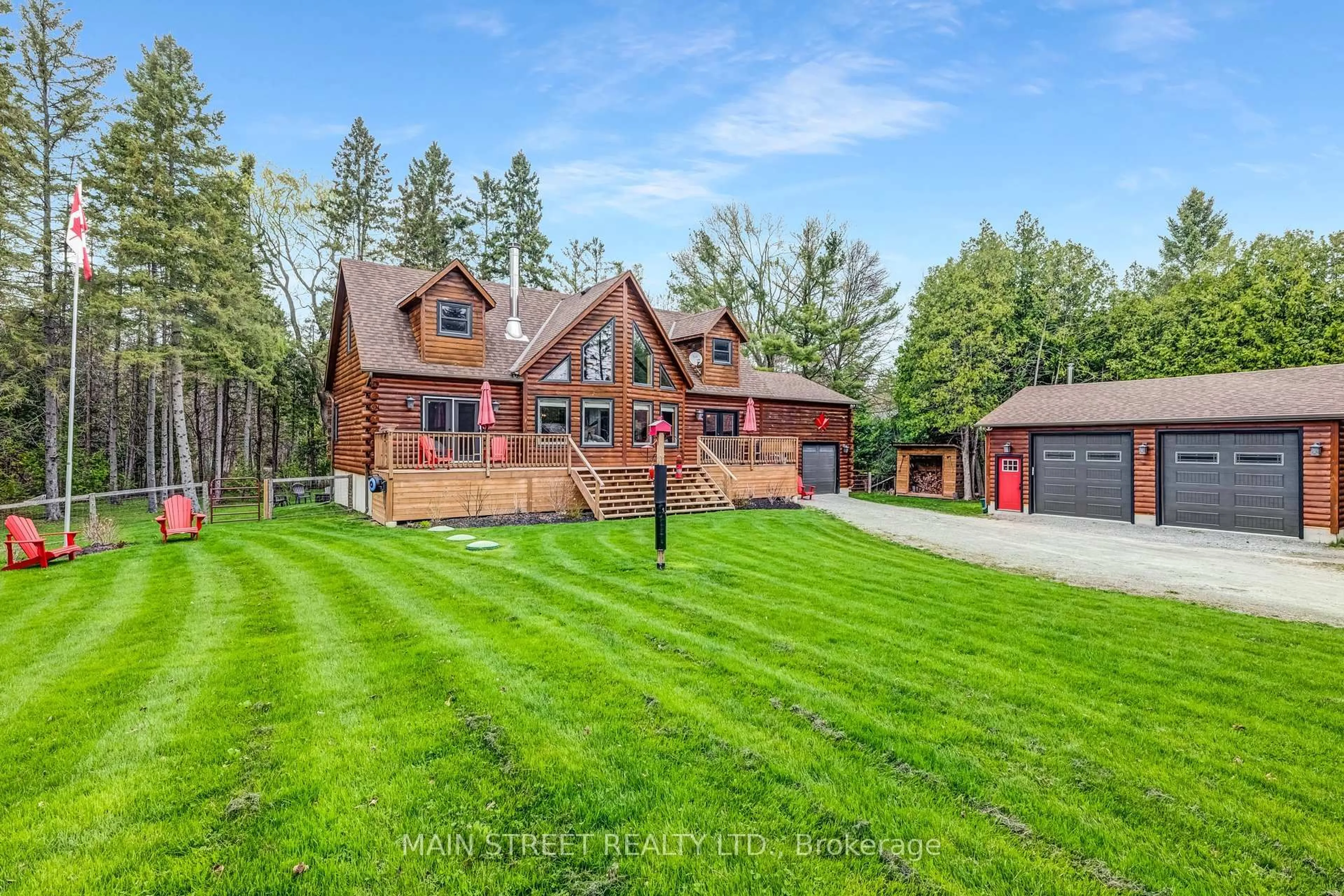 A pic from outside/outdoor area/front of a property/back of a property/a pic from drone, unknown for 8 Kose Ave, Georgina Ontario L0E 1N0