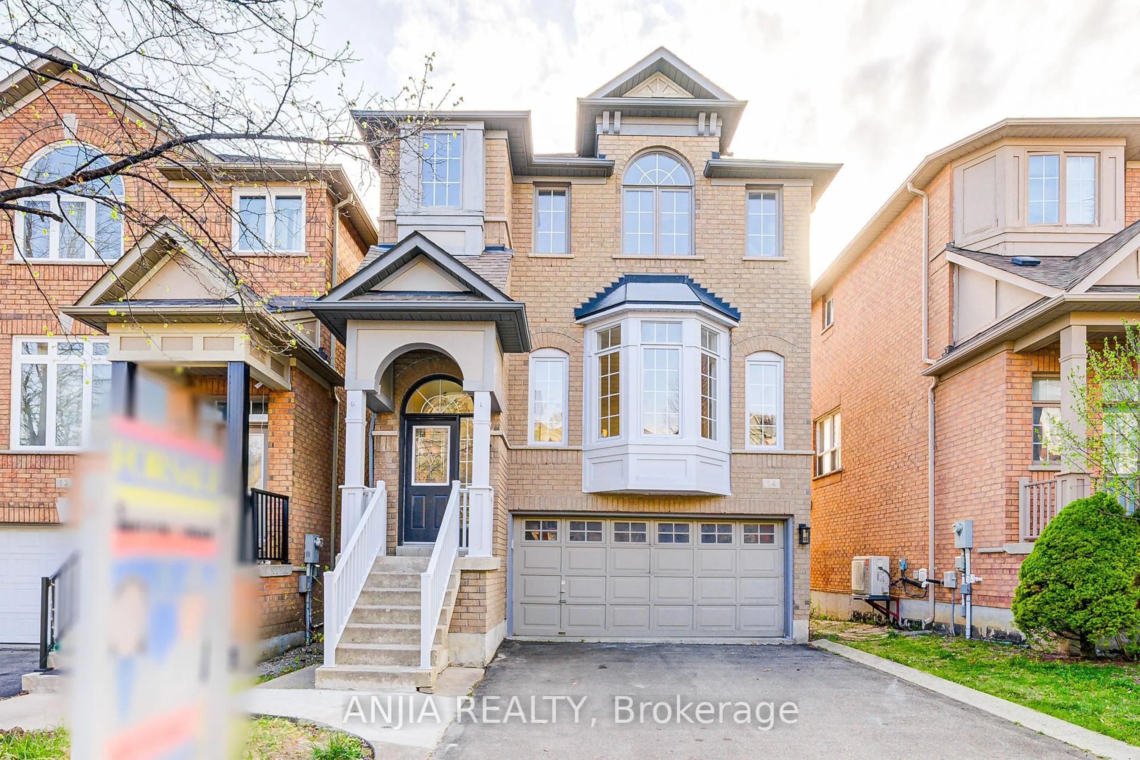 Home with brick exterior material, street for 14 Fairlawn Ave, Markham Ontario L6C 2E7