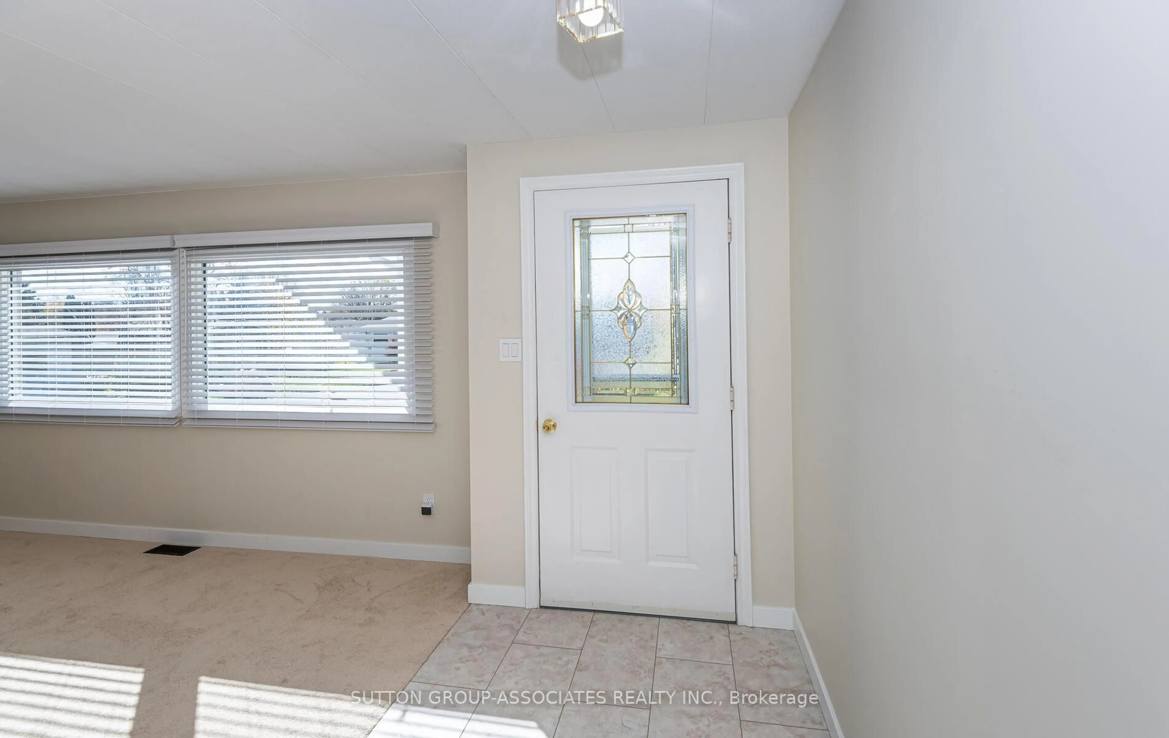 A pic of a room for 22 Trefoil Dr, Innisfil Ontario L9S 1P7