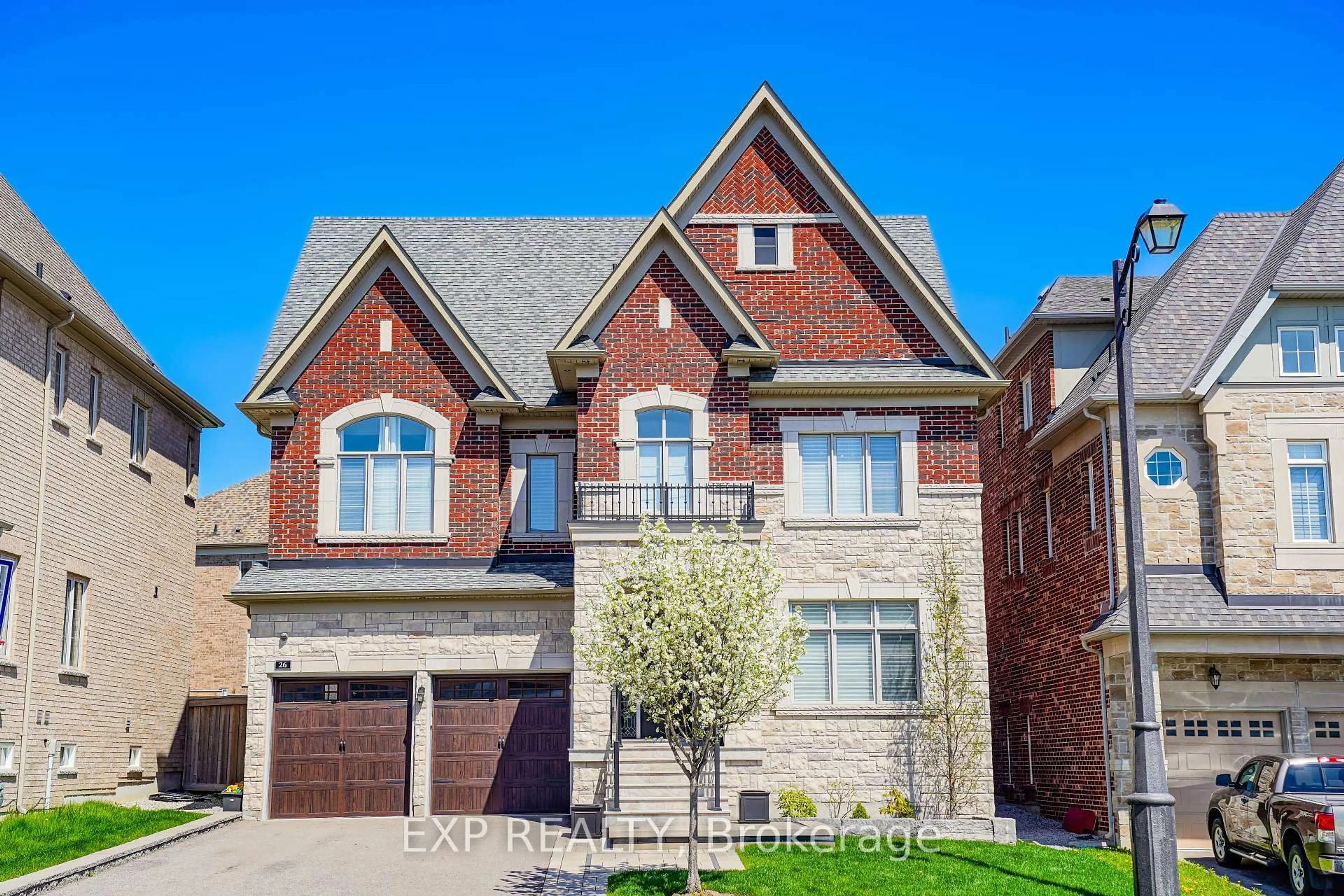 Home with brick exterior material, street for 26 Aspy Crt, Vaughan Ontario L6A 4X8