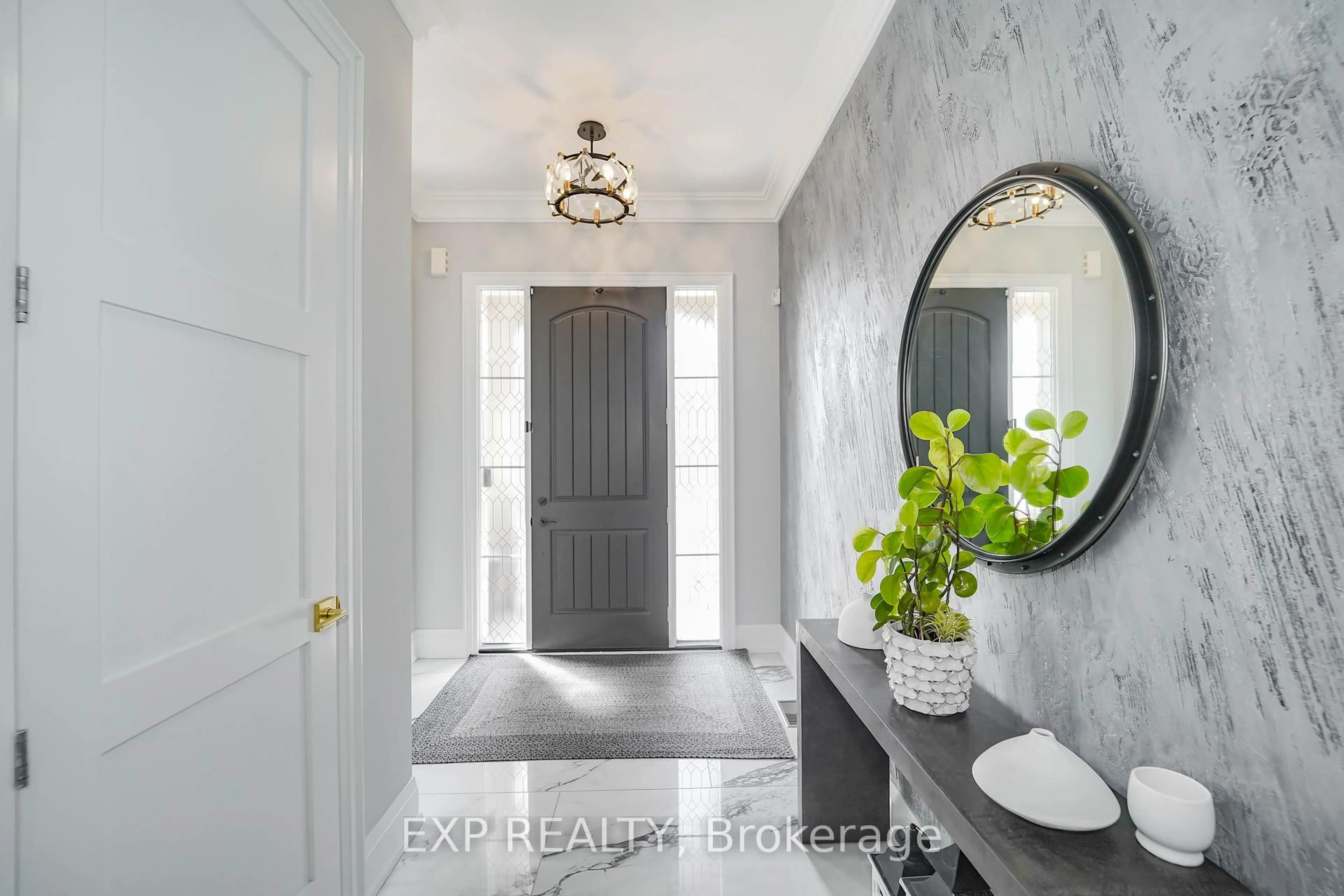 Indoor entryway for 26 Aspy Crt, Vaughan Ontario L6A 4X8