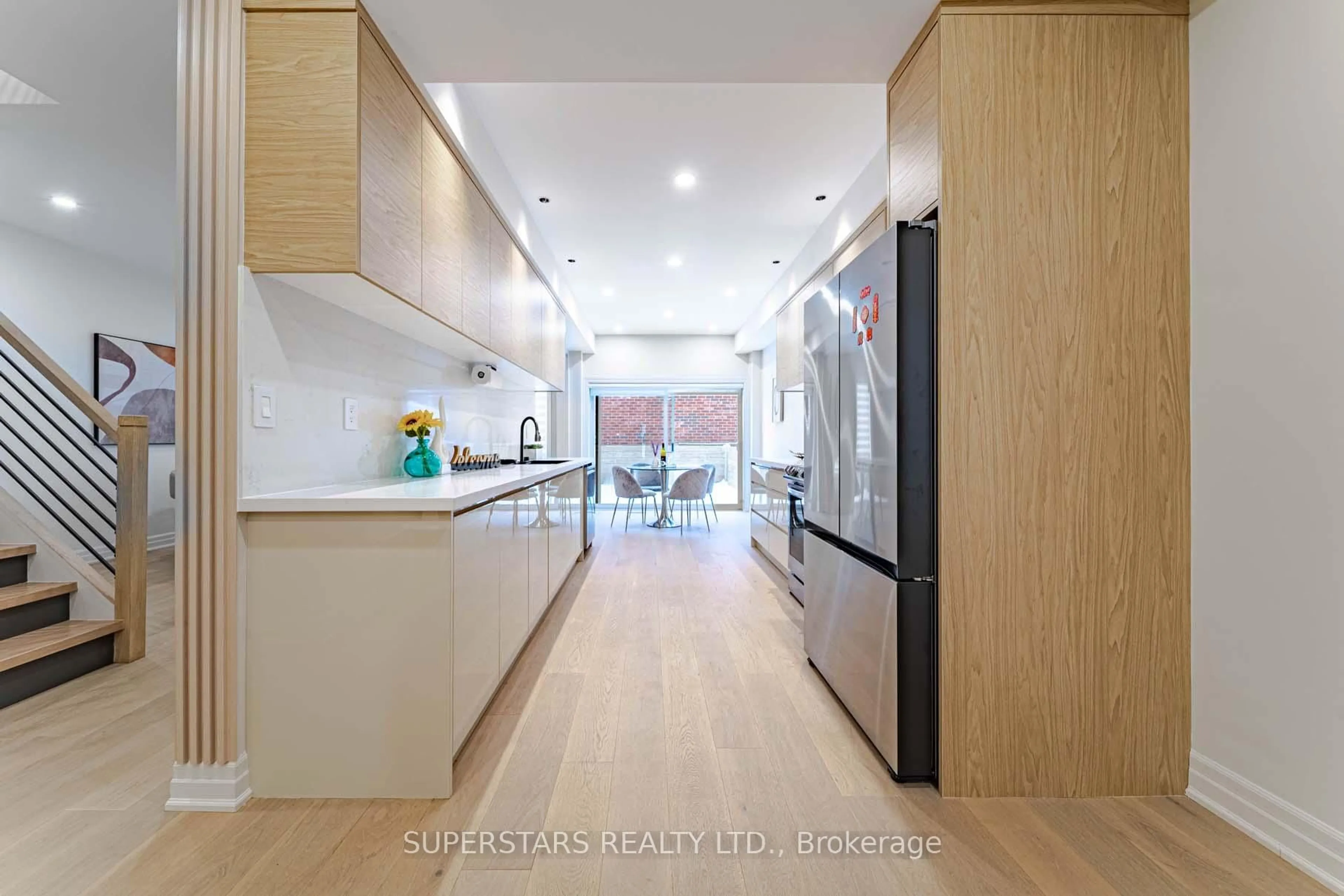 Contemporary kitchen, unknown for 9 Neeley Rd, Markham Ontario L6E 0B2