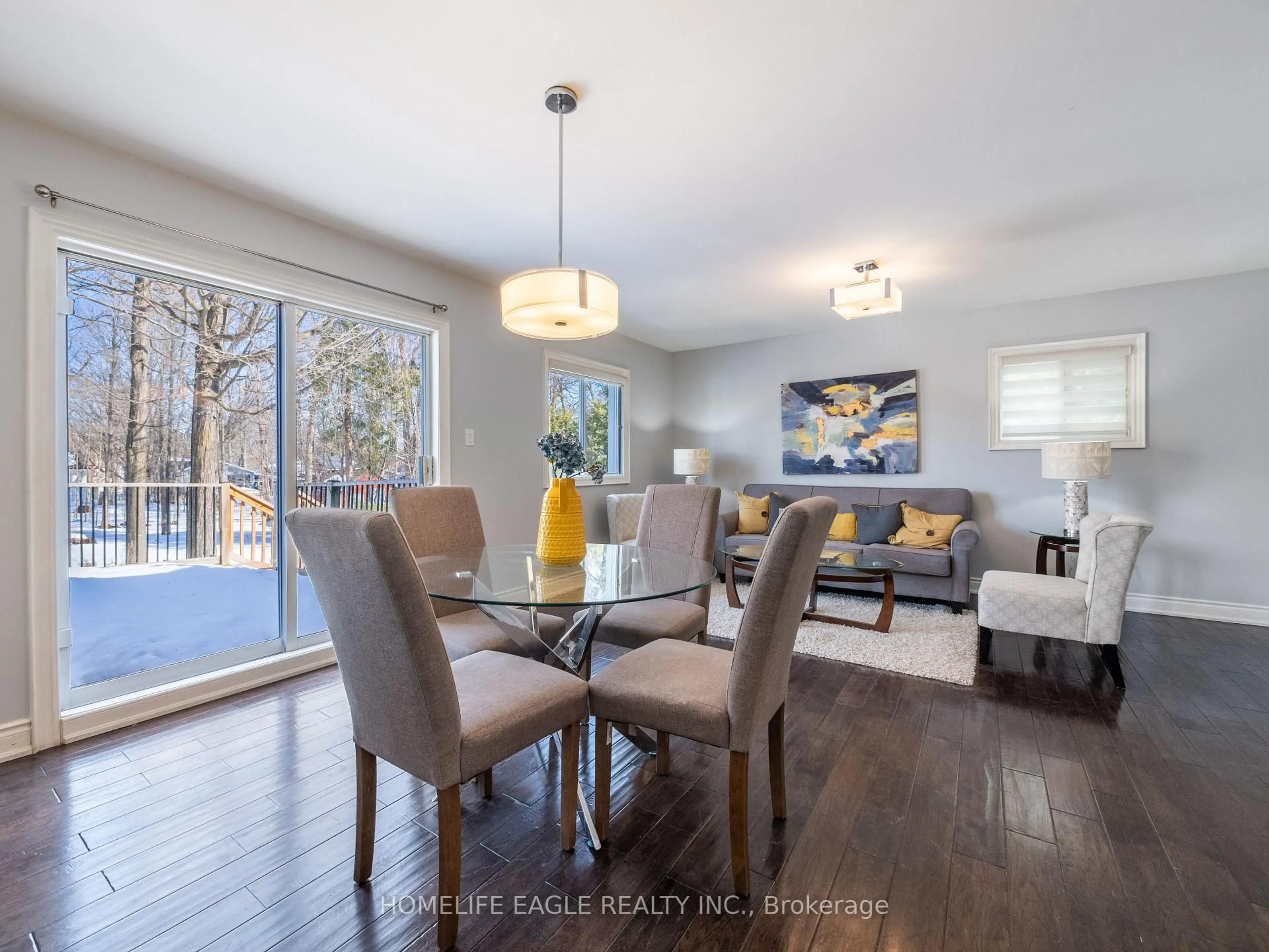 Dining room, wood/laminate floor for 2049 Kate Ave, Innisfil Ontario L9S 1Y2