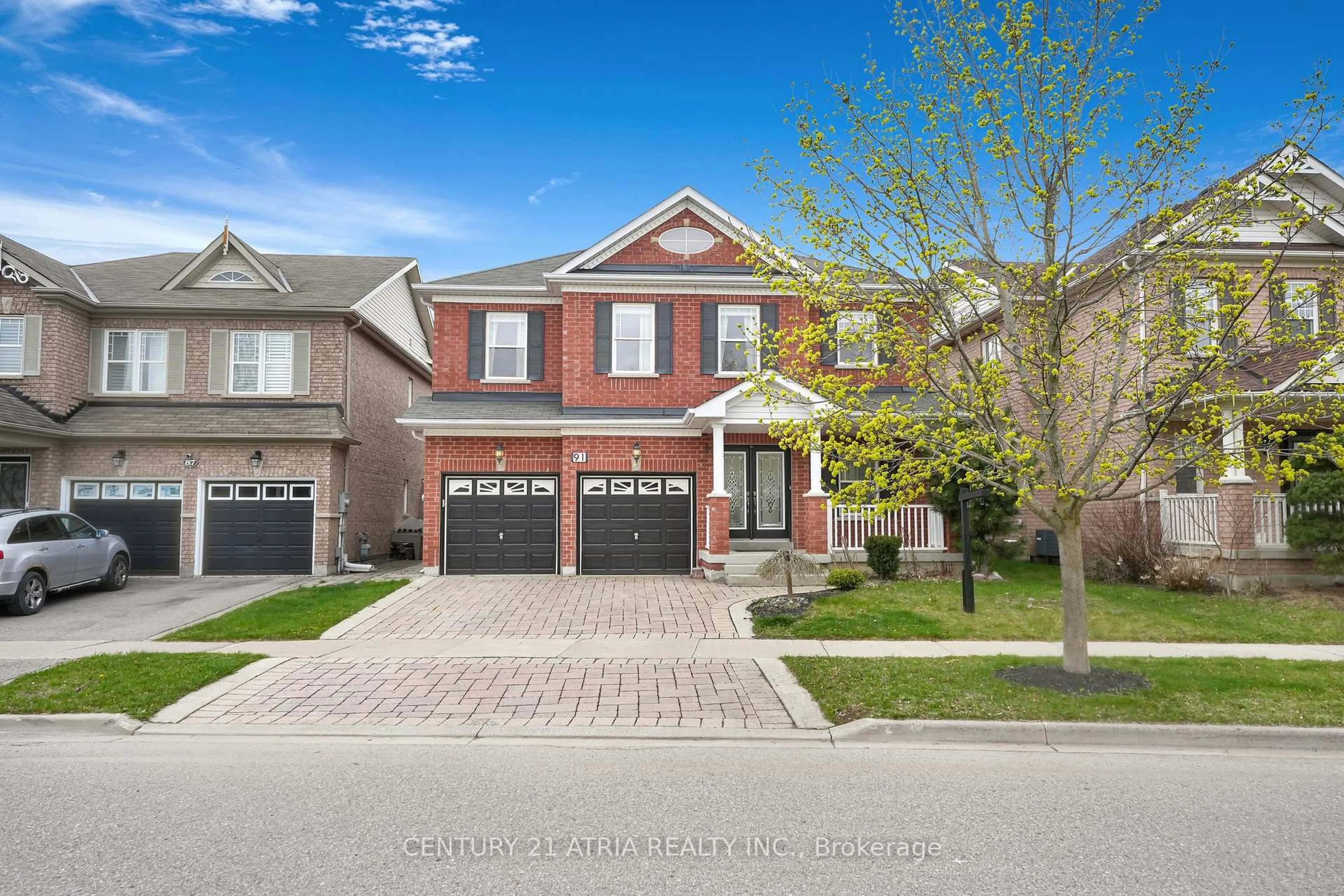 Home with brick exterior material, street for 91 Pondmede Cres, Whitchurch-Stouffville Ontario L4A 0E3