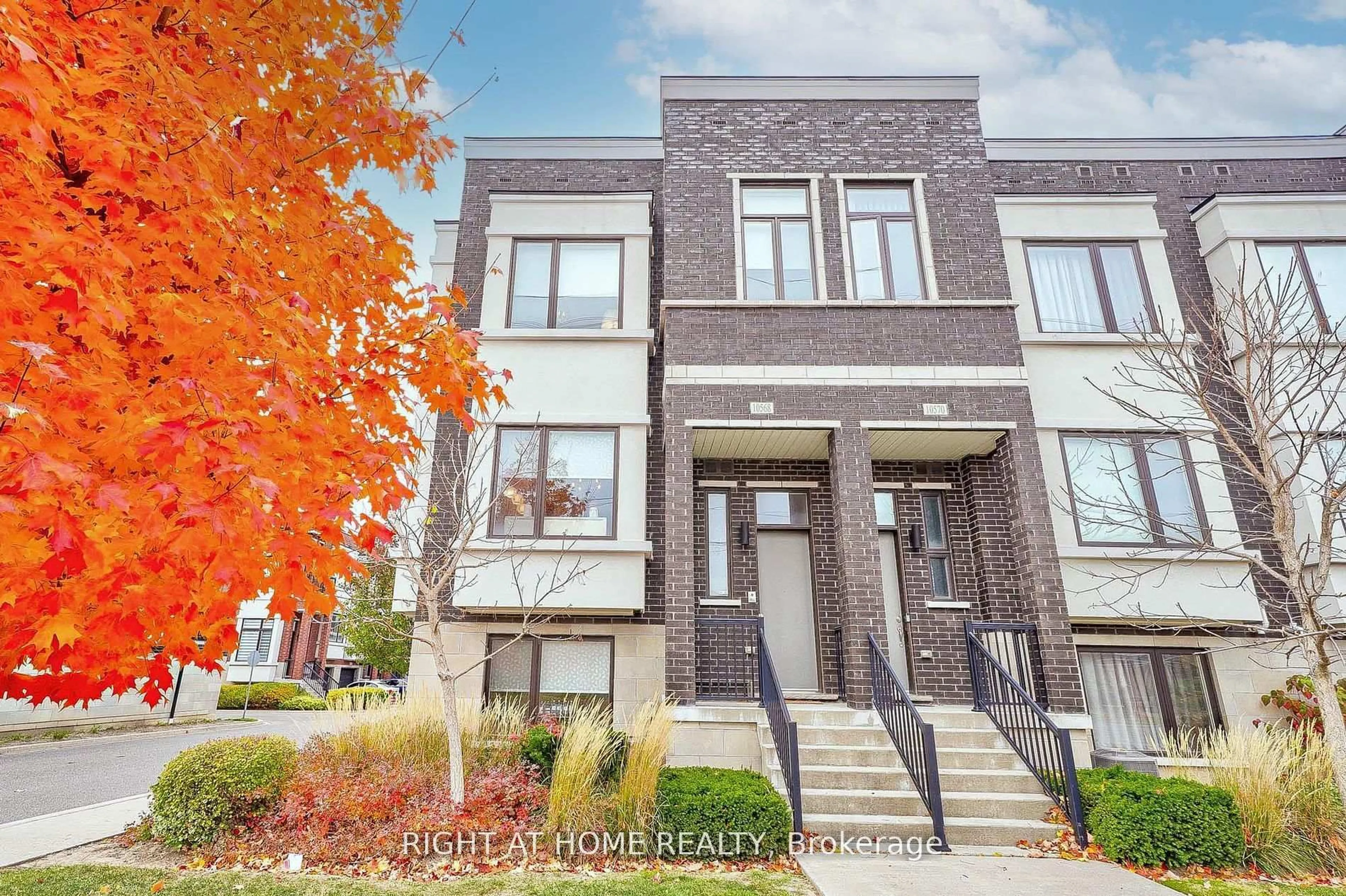 Home with brick exterior material, street for 10568 Bayview Ave, Richmond Hill Ontario L4C 0M8