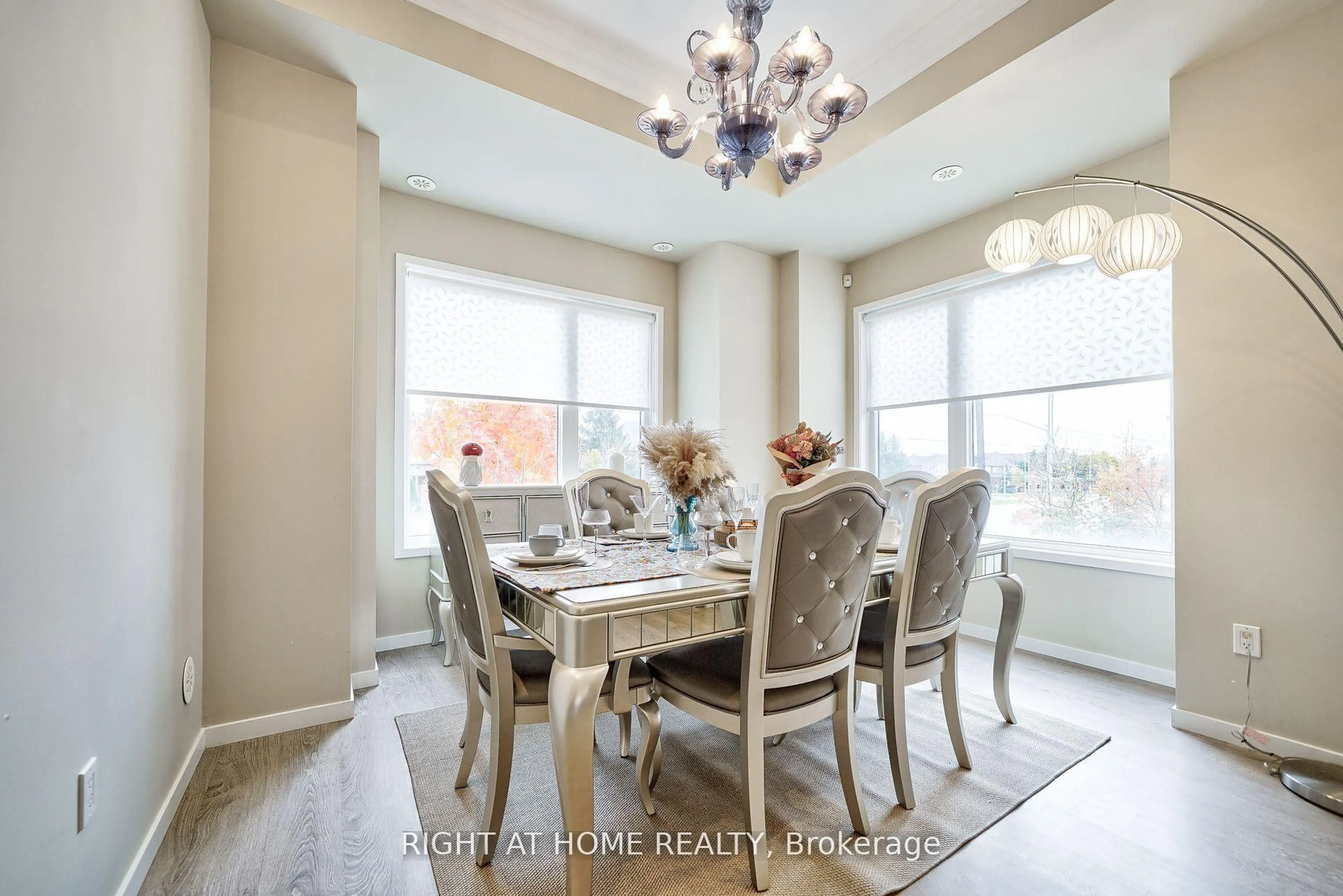 Dining room, unknown for 10568 Bayview Ave, Richmond Hill Ontario L4C 0M8