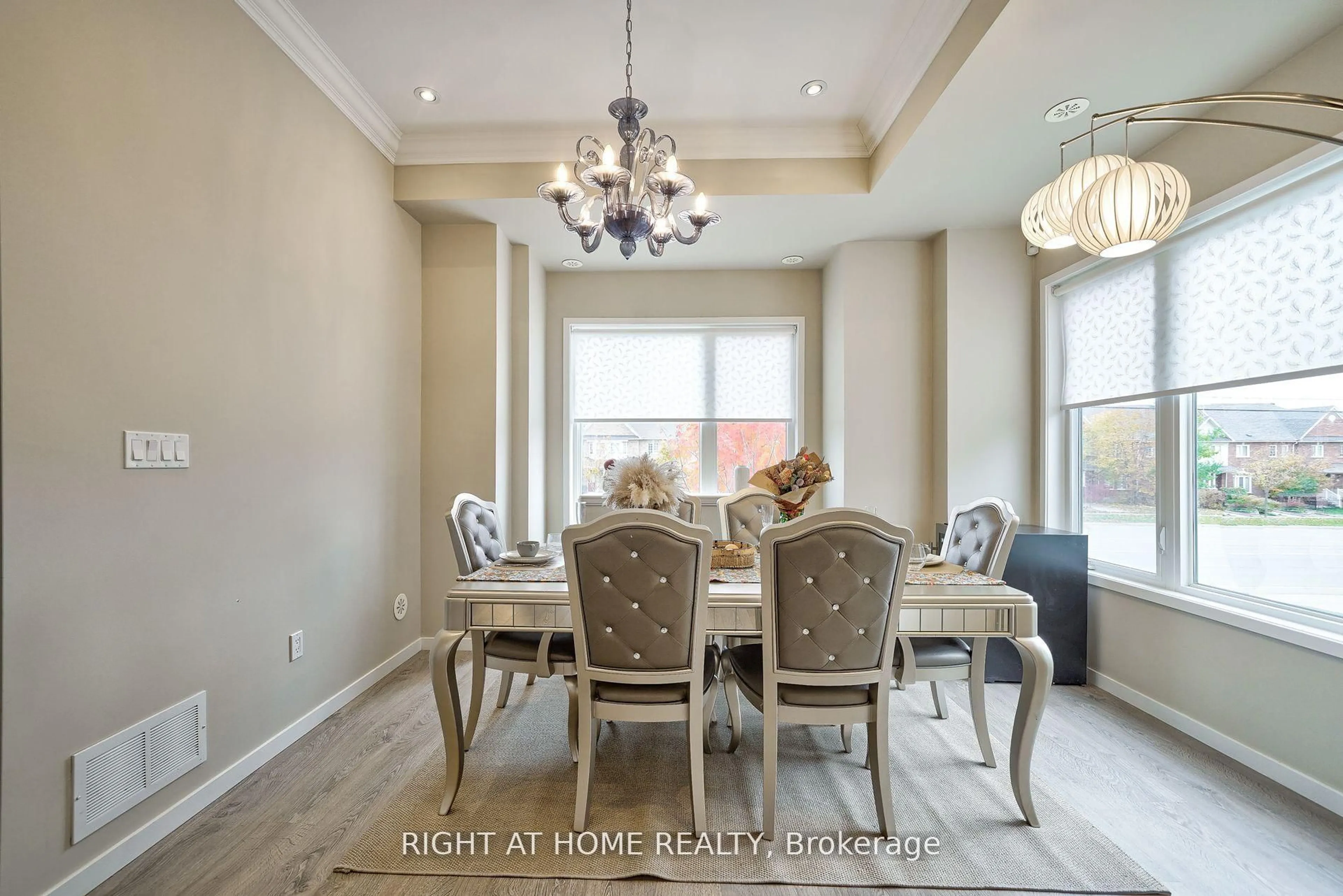 Dining room, unknown for 10568 Bayview Ave, Richmond Hill Ontario L4C 0M8
